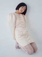 Volume sleeve mini dress ピンクベージュ size:M model:161cm 富樫かなえ