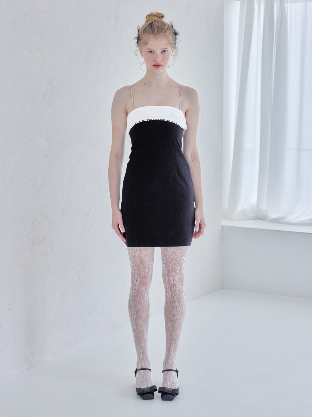 Rhinestone mini dress ブラック size:M model:173cm Olesia