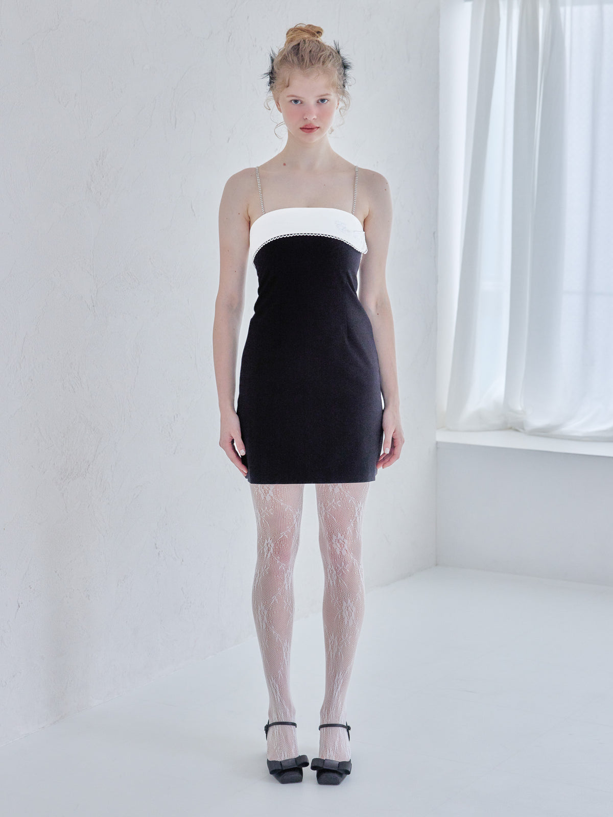 Rhinestone mini dress ブラック size:M model:173cm Olesia
