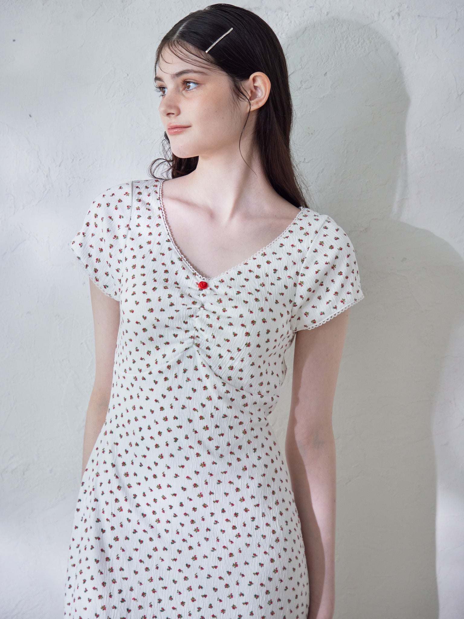 Sheer jacquard off shoulder blouse × Rose tulle mini skirtの