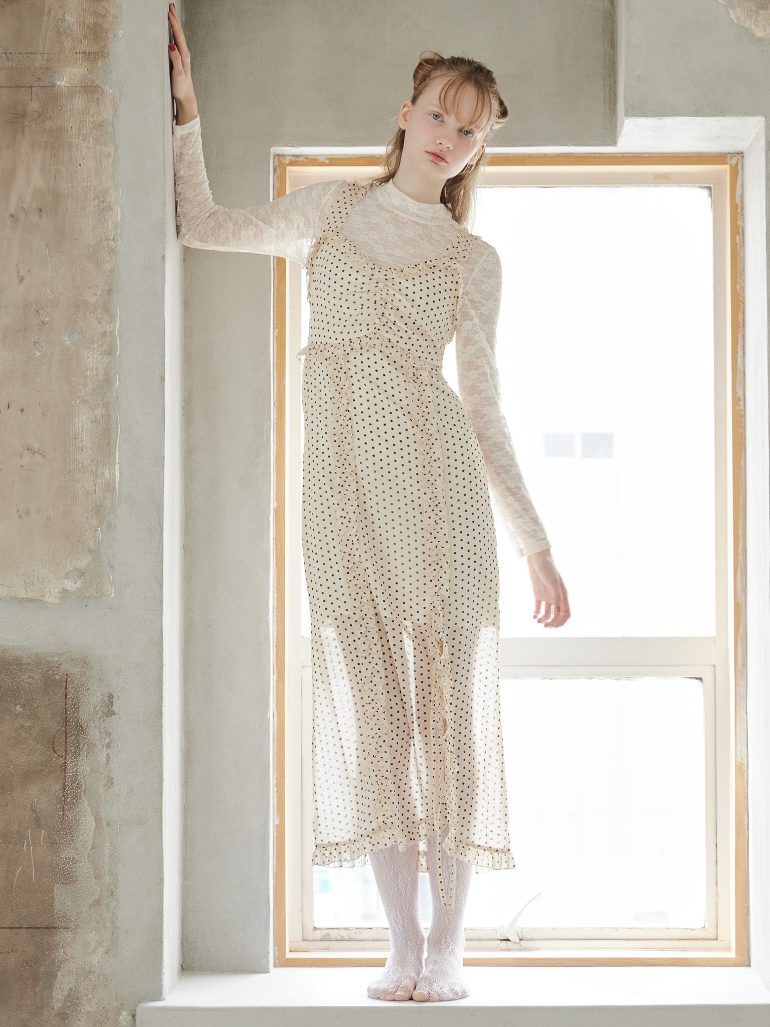 Frill slit cami dress ベージュ size:M model:173cm DASHA.G