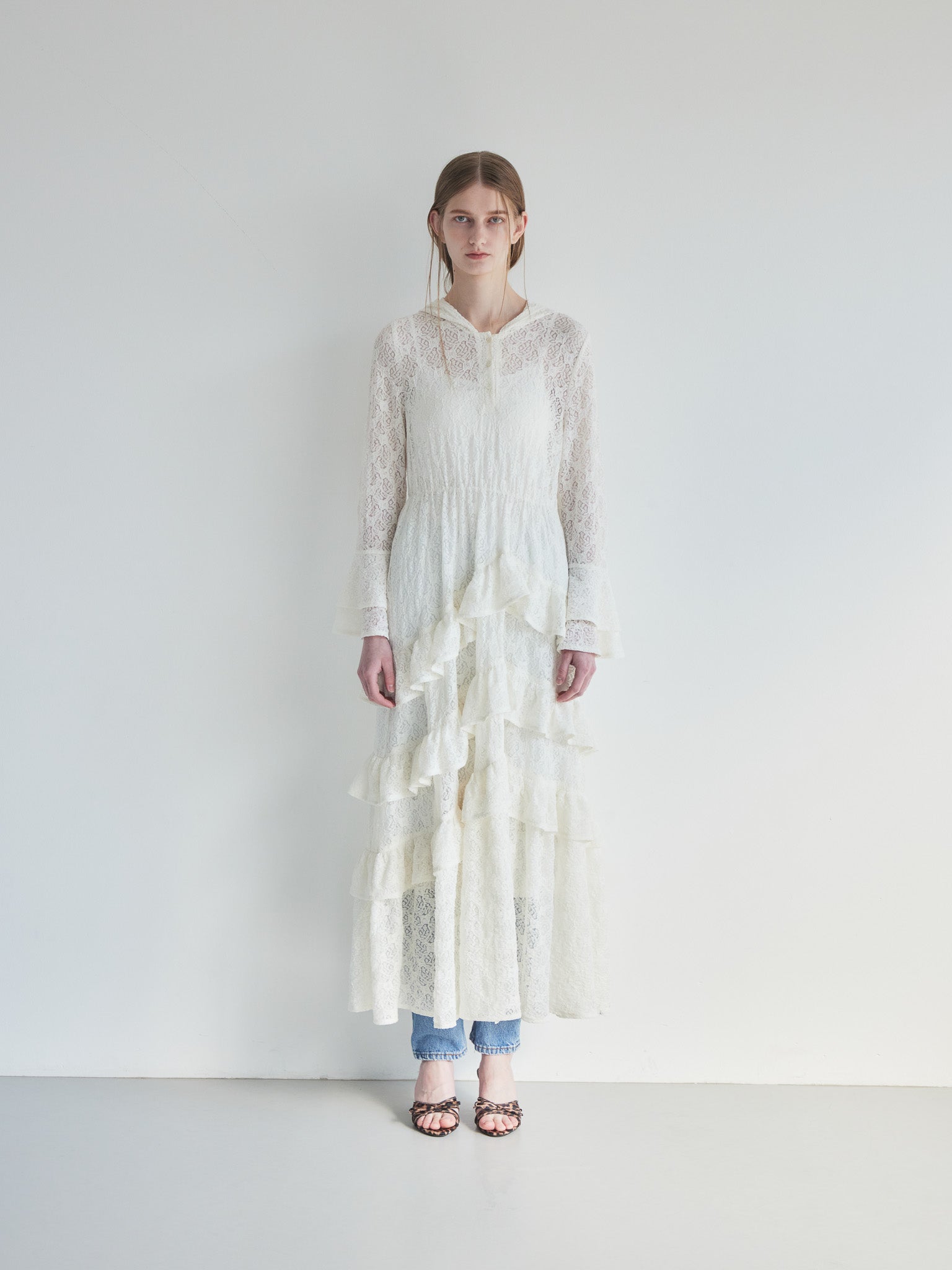 Hoodie race dress アイボリー size:M model:174cm LERA