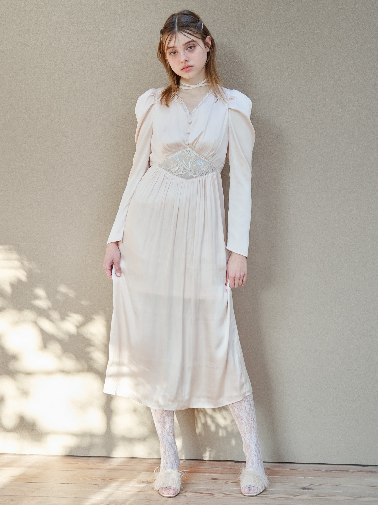 Tulip embroidered dress ピンクベージュ size:M model:174cm KATERYNA