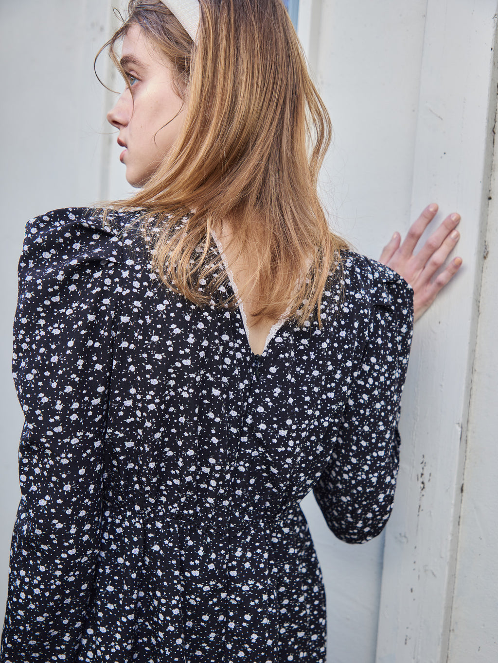 Tulip embroidered dress ブラック size:M model:174cm KATERYNA