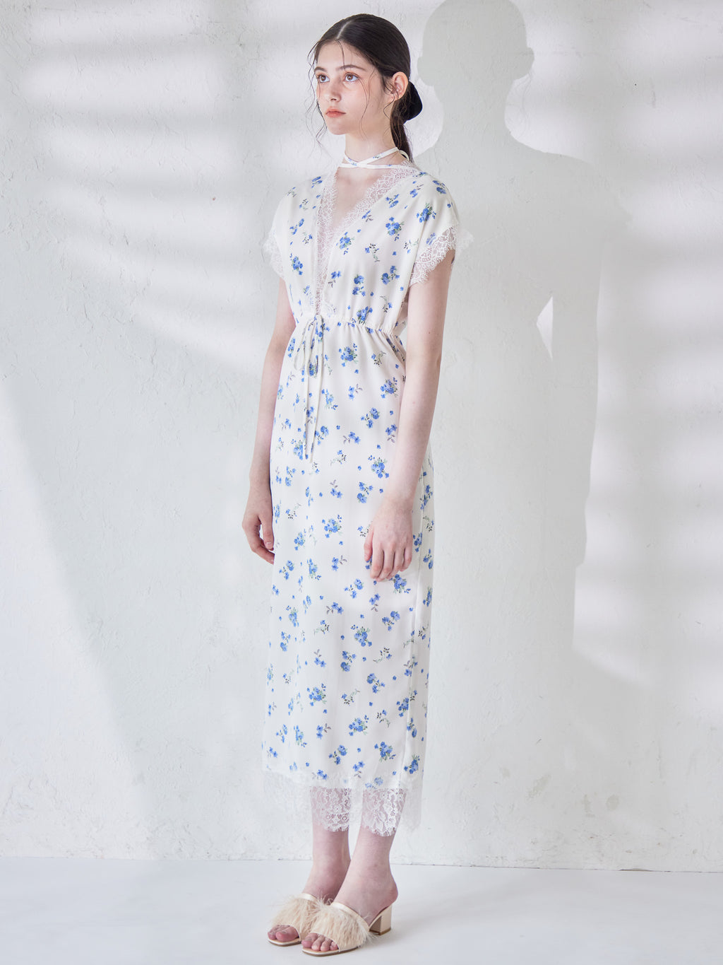 Lace trimming flower dress ブルー size:M model:170cm ALICE