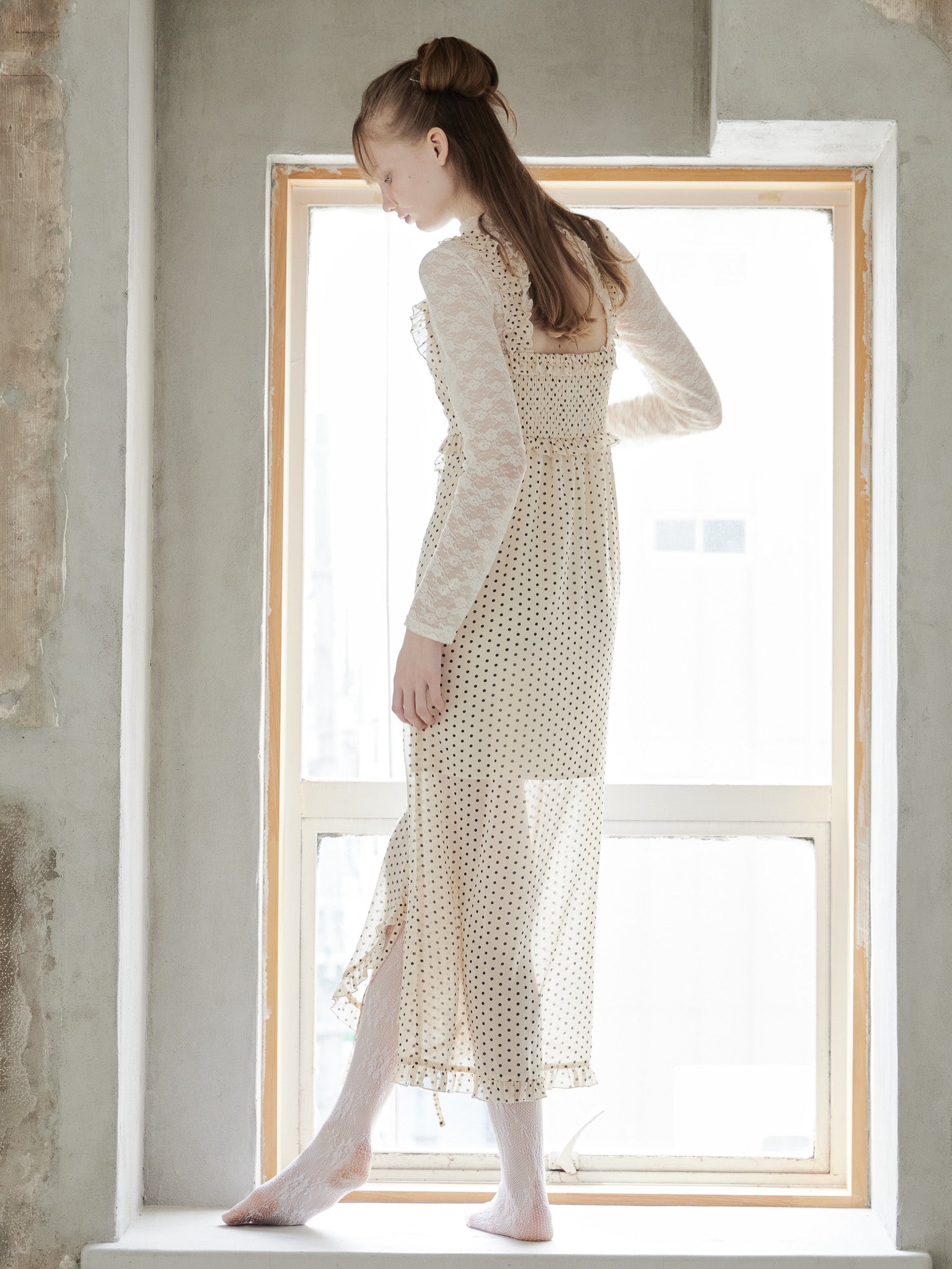 Frill slit cami dress ベージュ size:M model:173cm DASHA.G