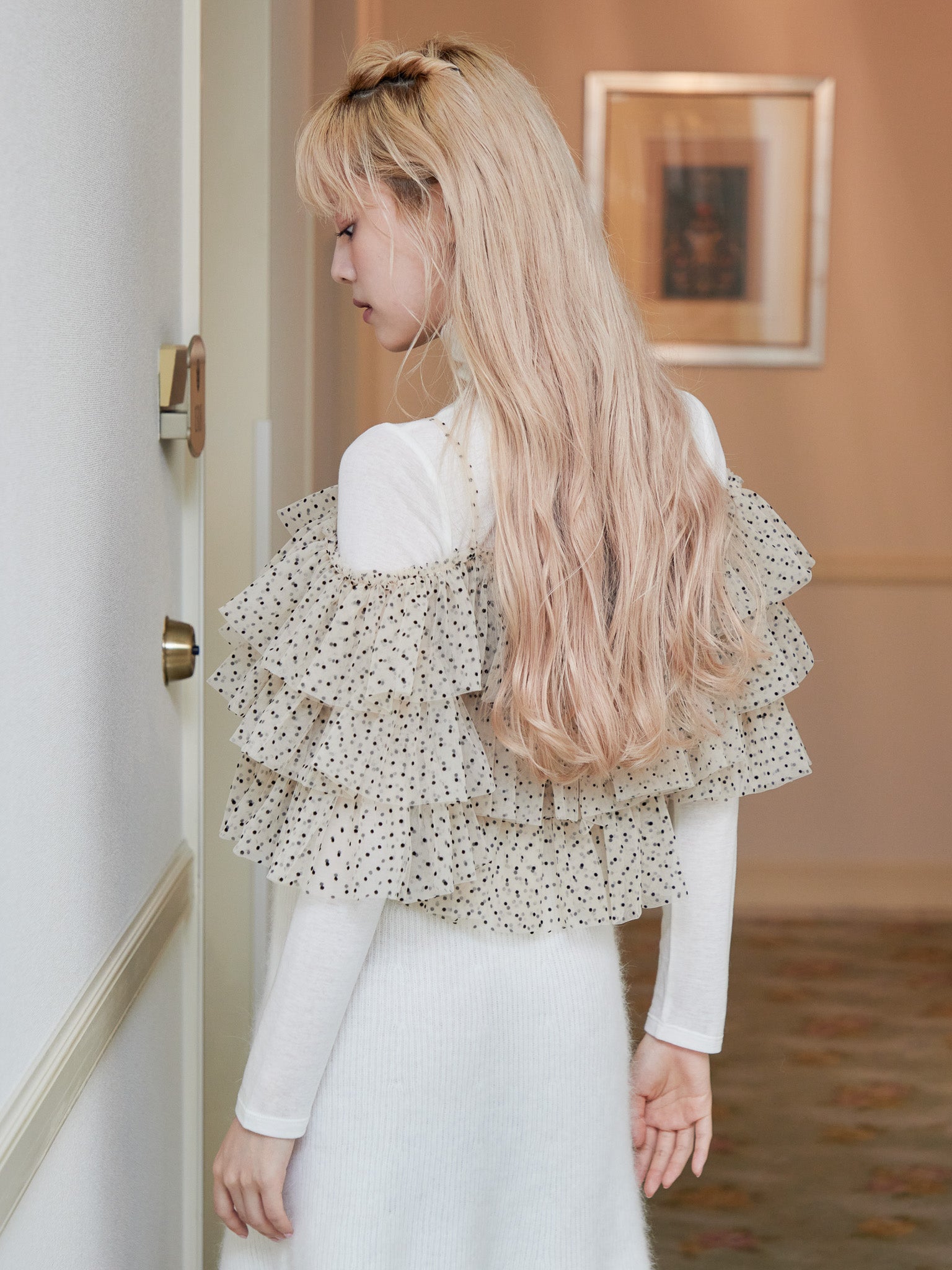 Dot tulle ruffle & knit top set ベージュ size:M model:163cm MINAMI