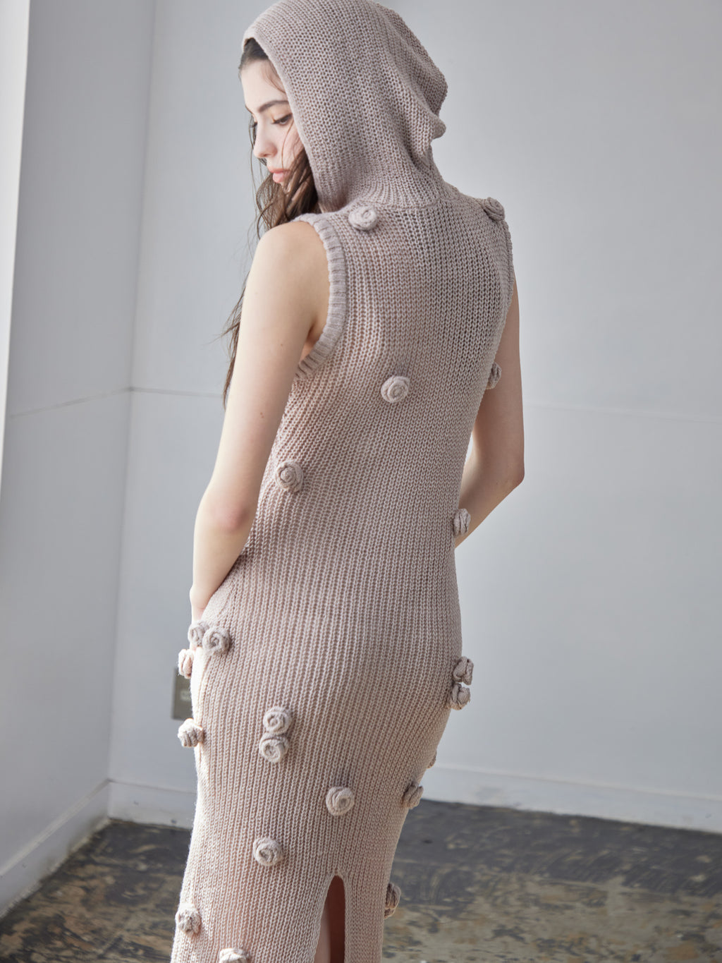 Rose knit hoodie dress モカ size:M model:172cm GINEVRA
