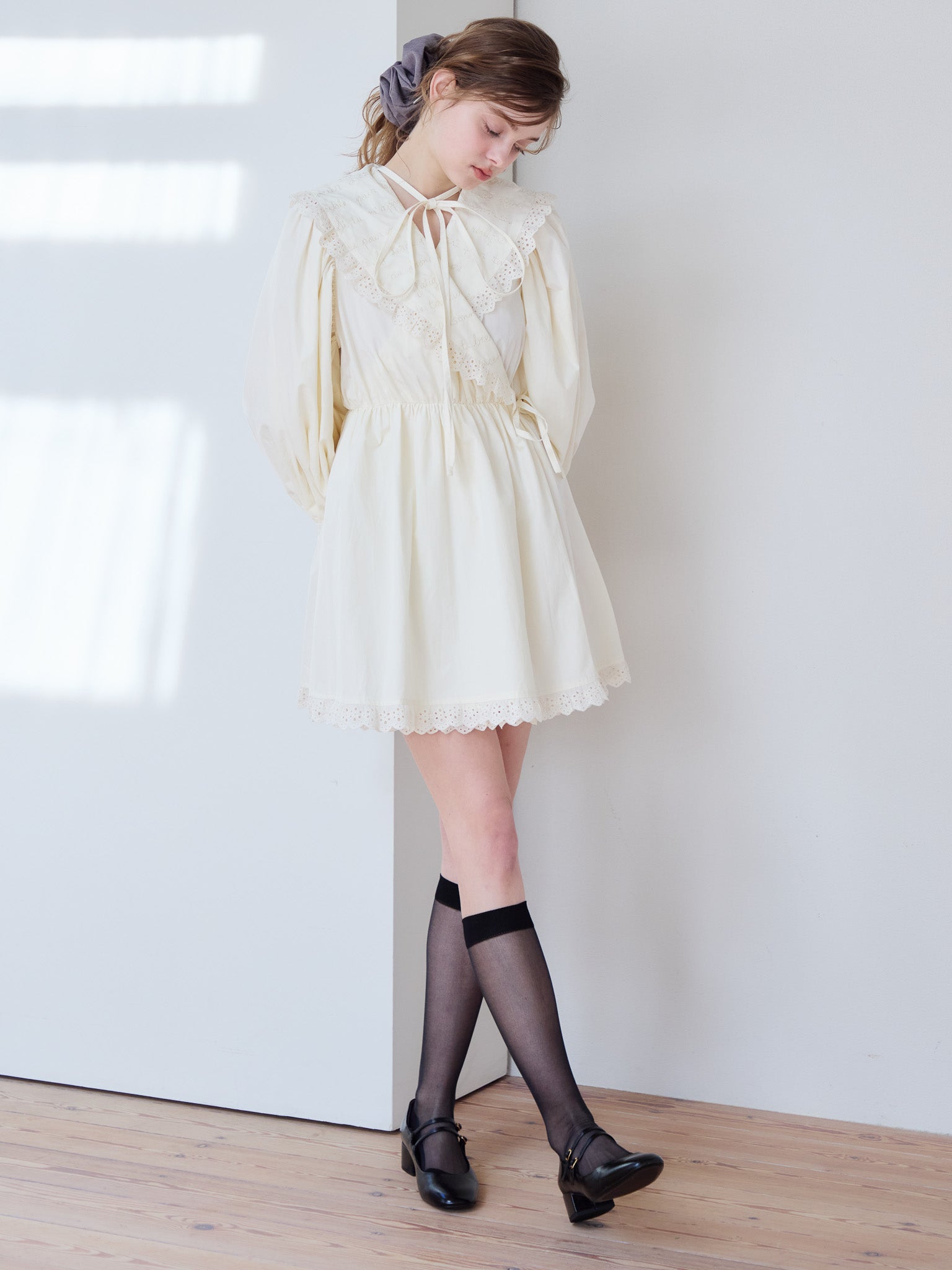 French letter collar wrap mini dress クリーム size:M model:174cm KATERYNA