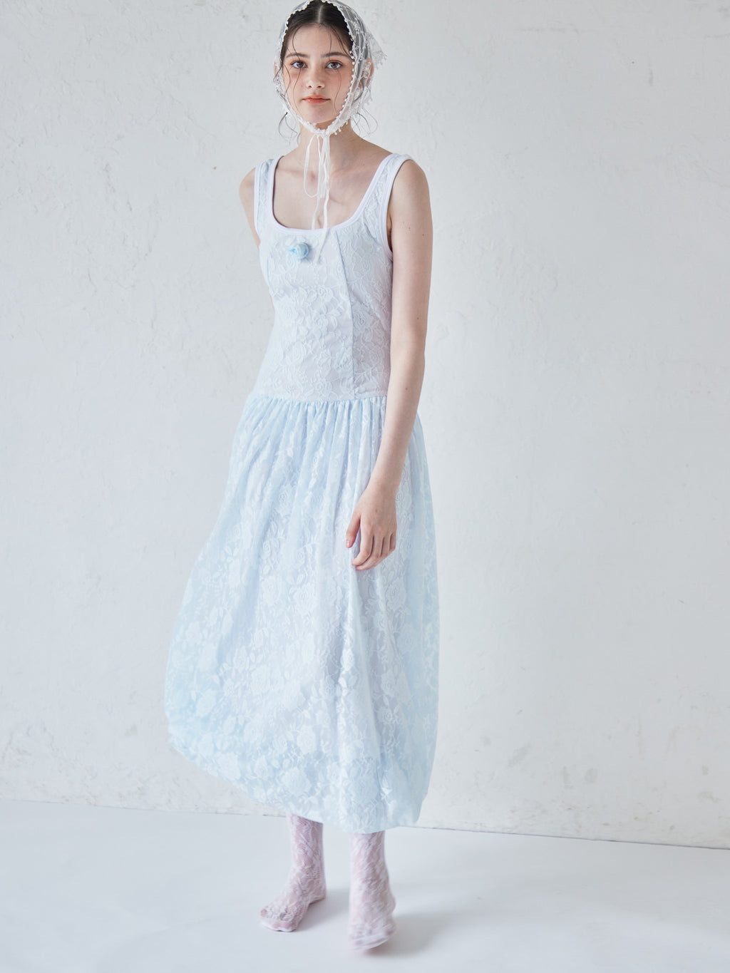 Low switching rose lace dress サックス size:M model:170cm ALICE
