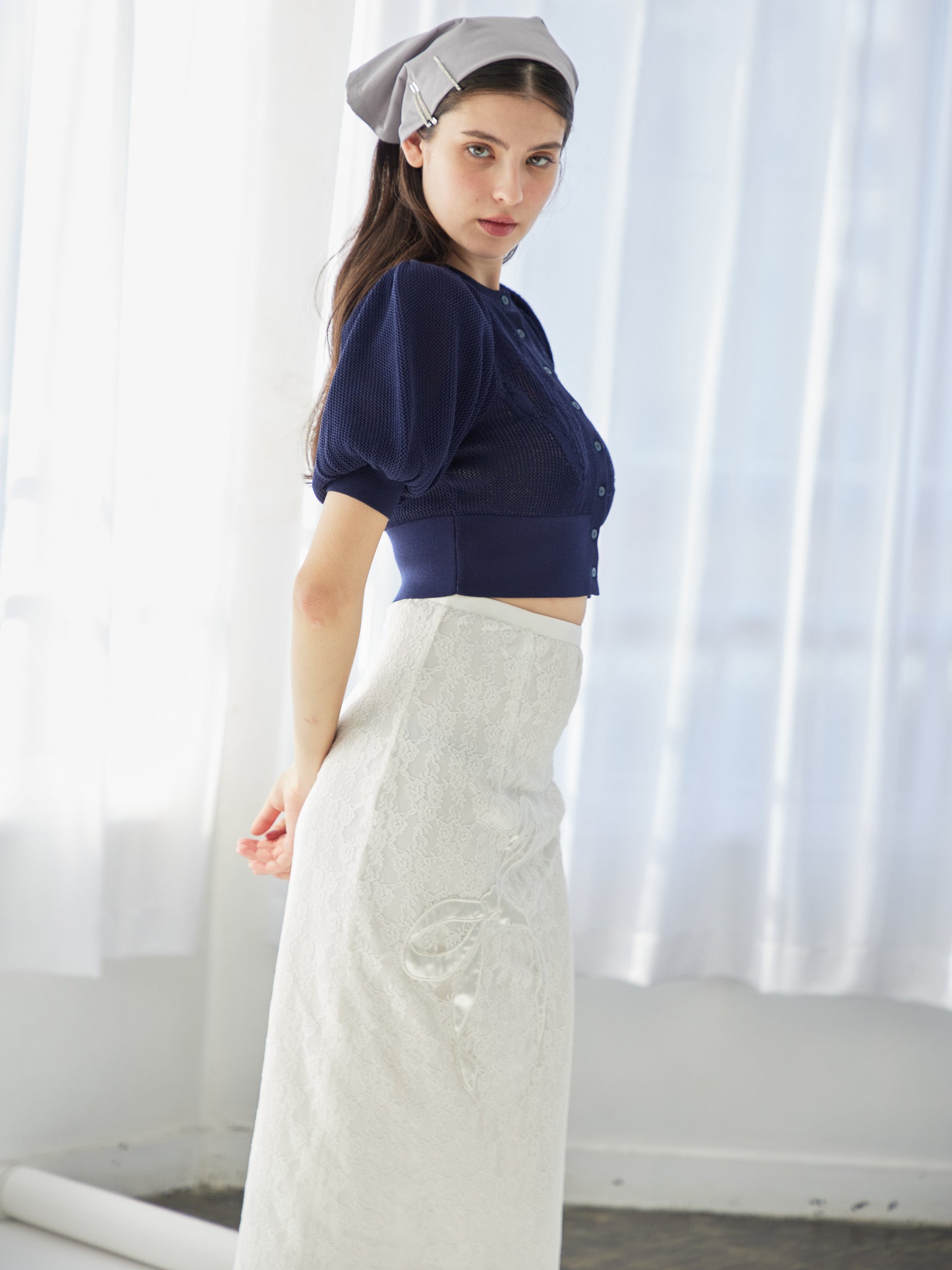 Ribbon embroidered lace tight skirt ホワイト