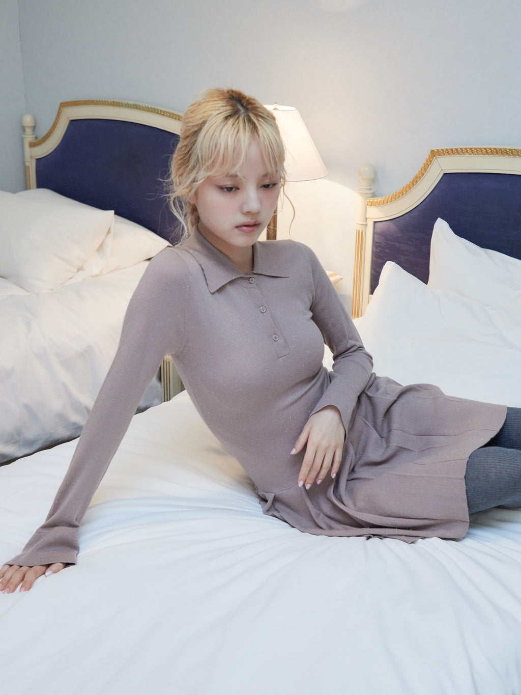 Low waist pleated glitter knit dress モカ size:M model:163cm MINAMI