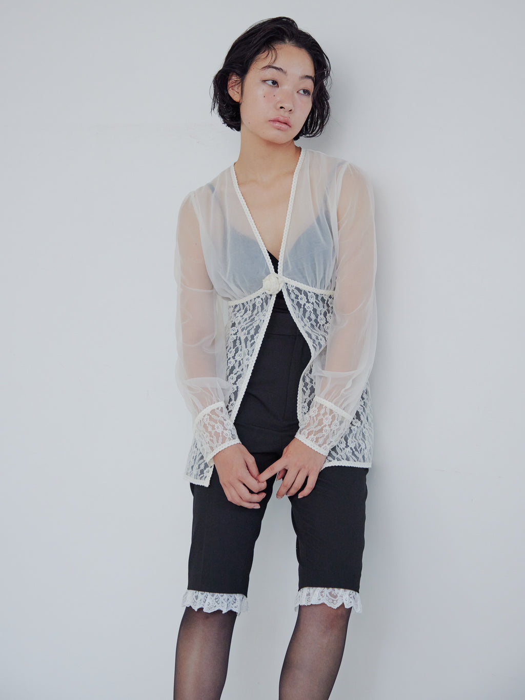 Rose sheer blouse アイボリー size:M model:161cm 富樫かなえ