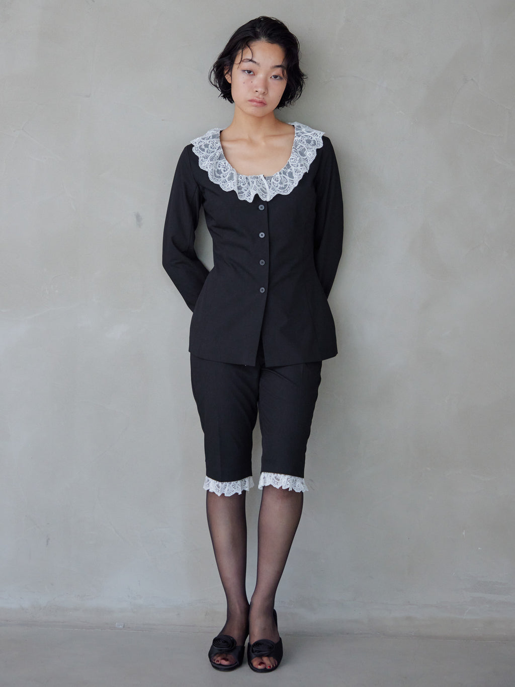 Hem lace sabrina pants ブラック size:M model:161cm 富樫かなえ