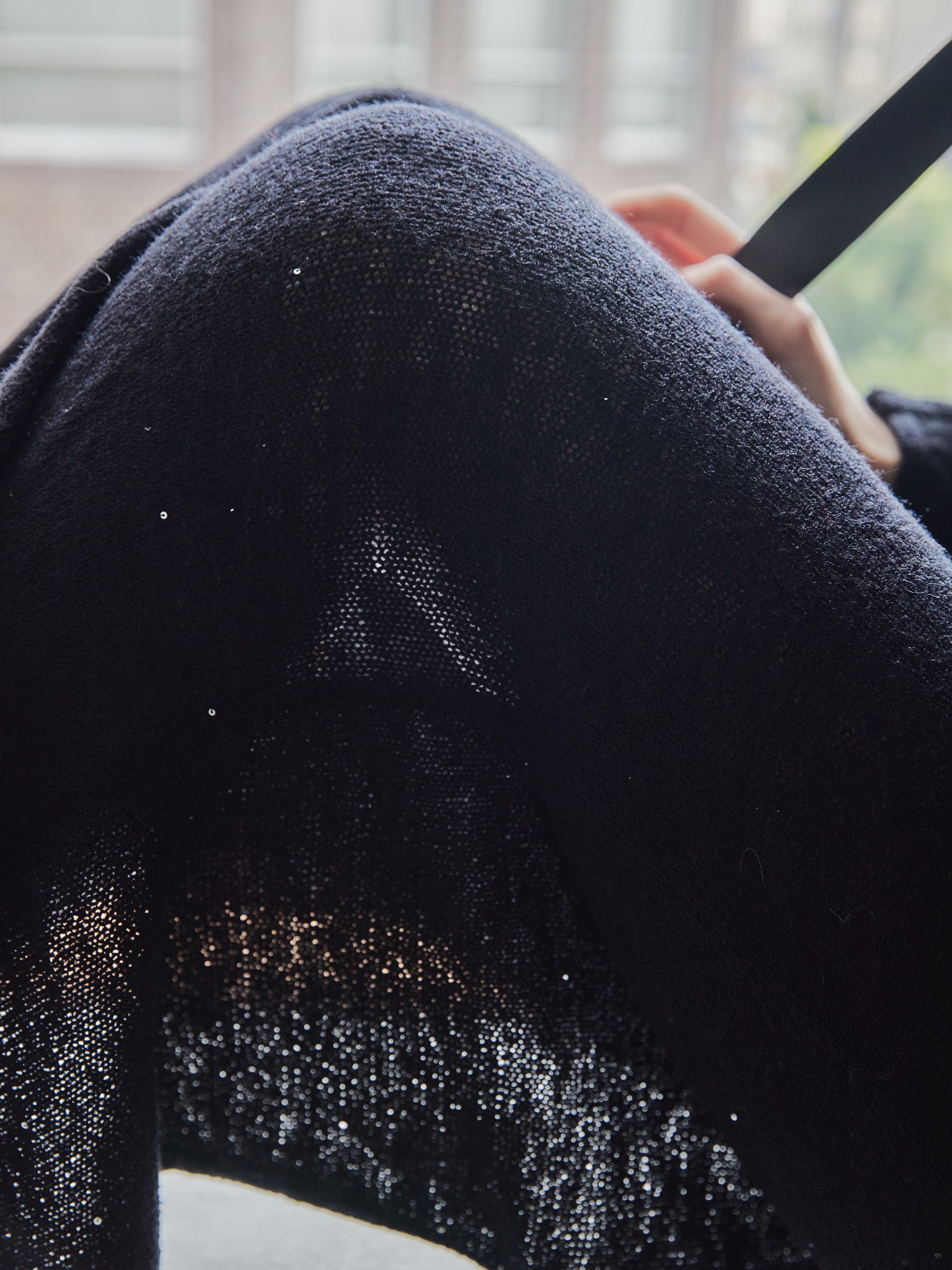 Back open shiny knit dress ブラック size:M model:173cm DASHA.G