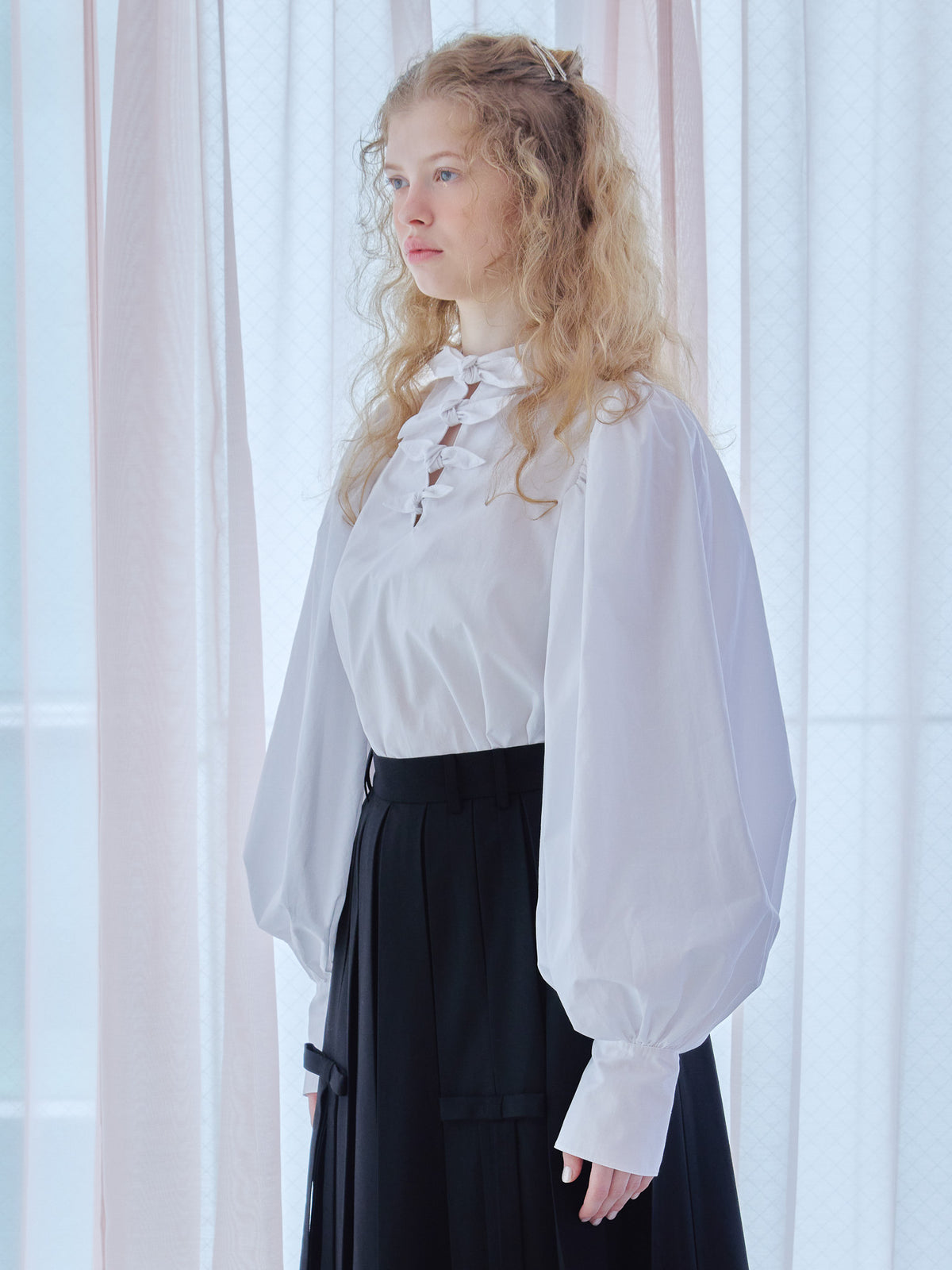 Many ribbon volume sleeve blouse ホワイト size:M model:173cm Olesia