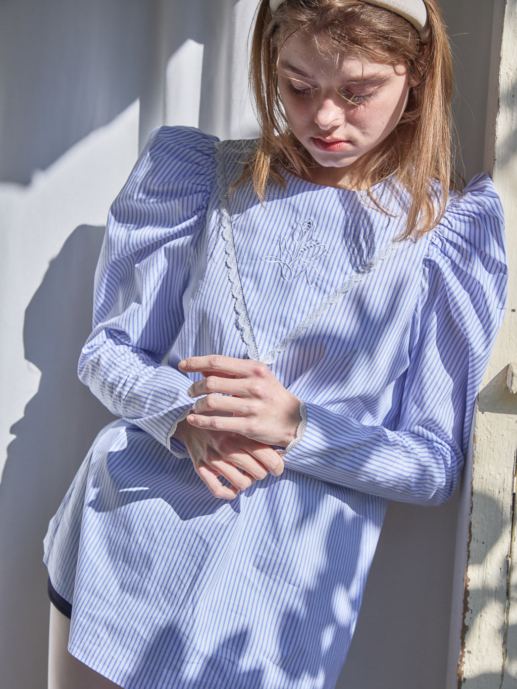 Tulip embroidered volume sleeve blouse ストライプ size:M model:174cm KATERYNA
