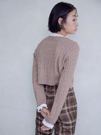 Frilly cable knit cardigan モカ size:M model:161cm 富樫かなえ