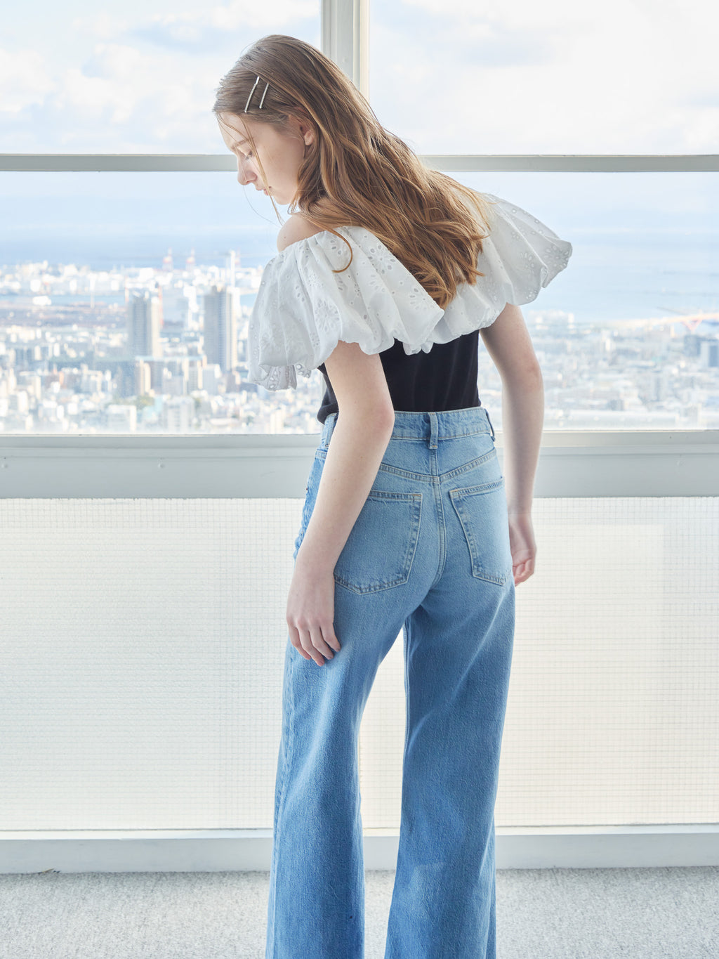 Embroidered balloon collar knit top ブラック×ホワイト size:M model:171cm ANIUTA