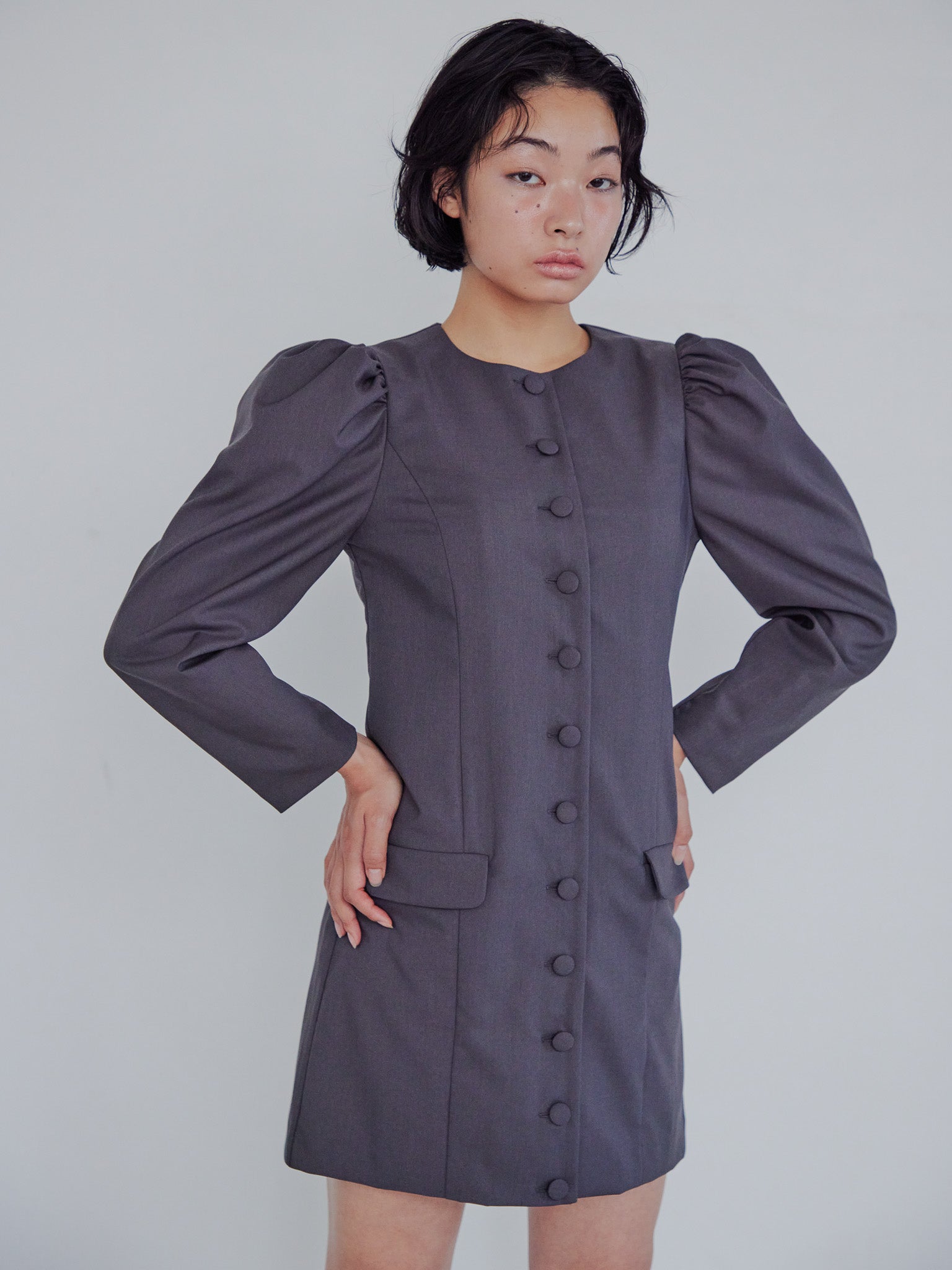 Volume sleeve mini dress グレー size:M model:161cm 富樫かなえ
