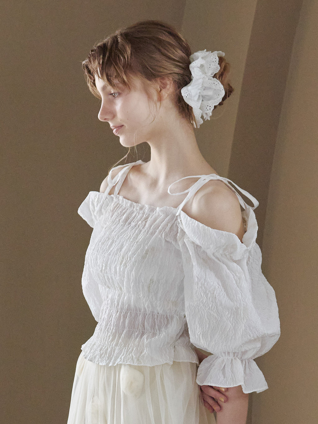 Sheer jacquard off shoulder blouse ホワイト size:M model:175cm MARTA