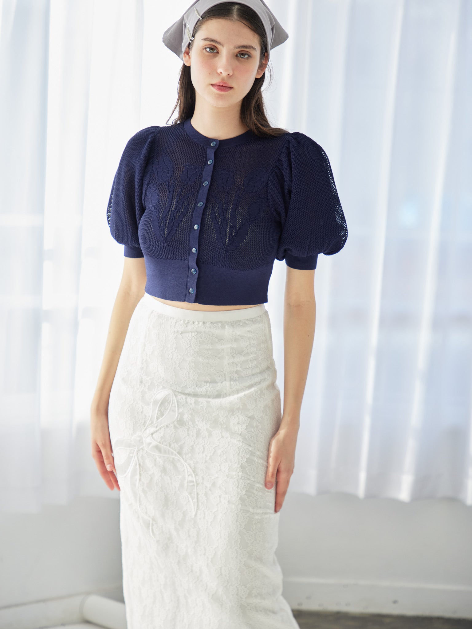 Ribbon embroidered lace tight skirt ホワイト