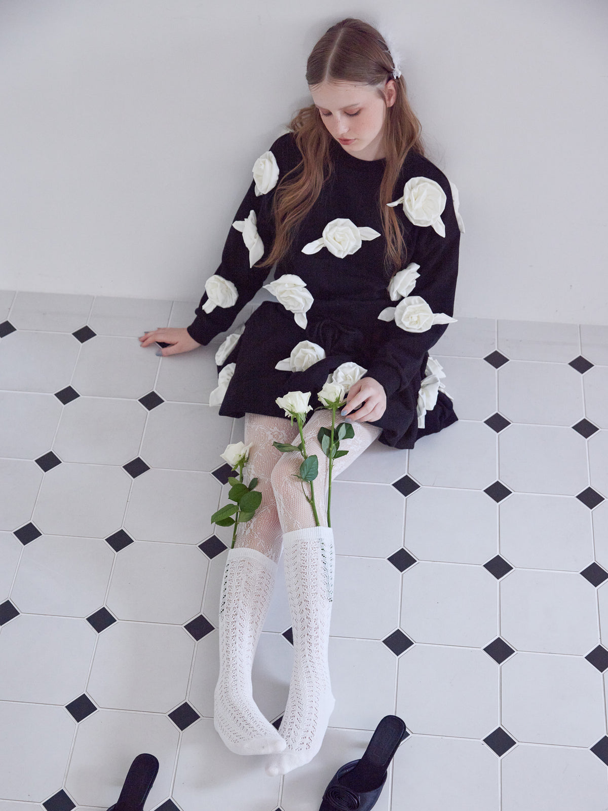 Many rose sweat top ブラック size:M model:173cm ALINA