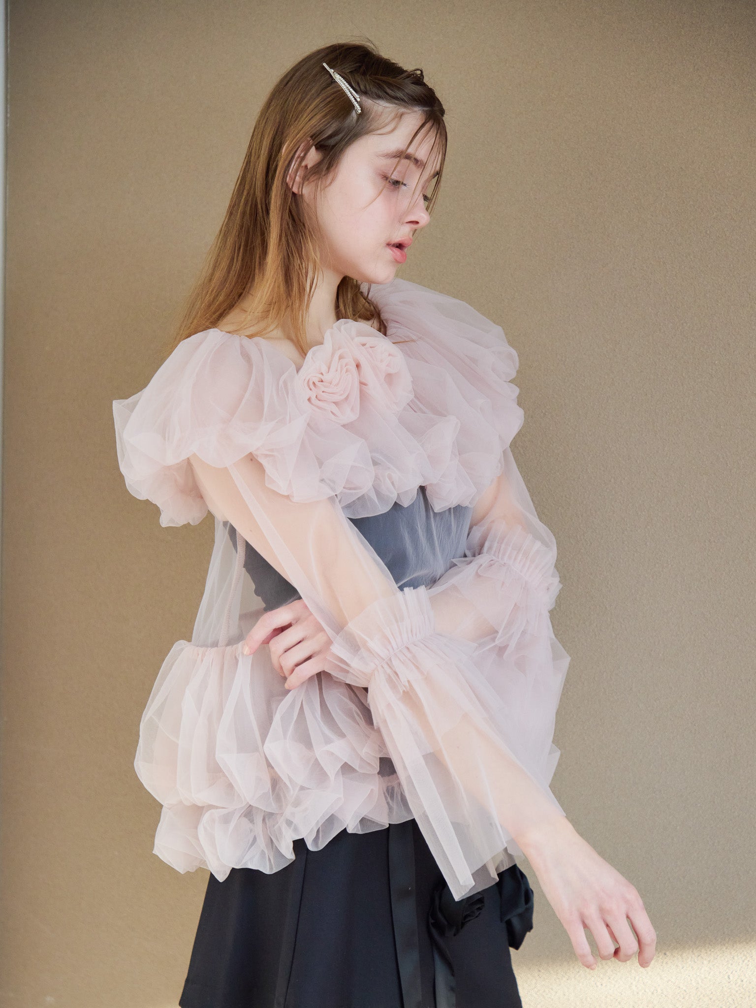 Rose tulle off shoulder blouse ピンク size:M model:174cm KATERYNA