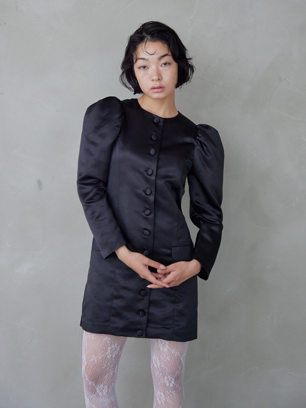 Volume sleeve mini dress ブラック size:M model:161cm 富樫かなえ