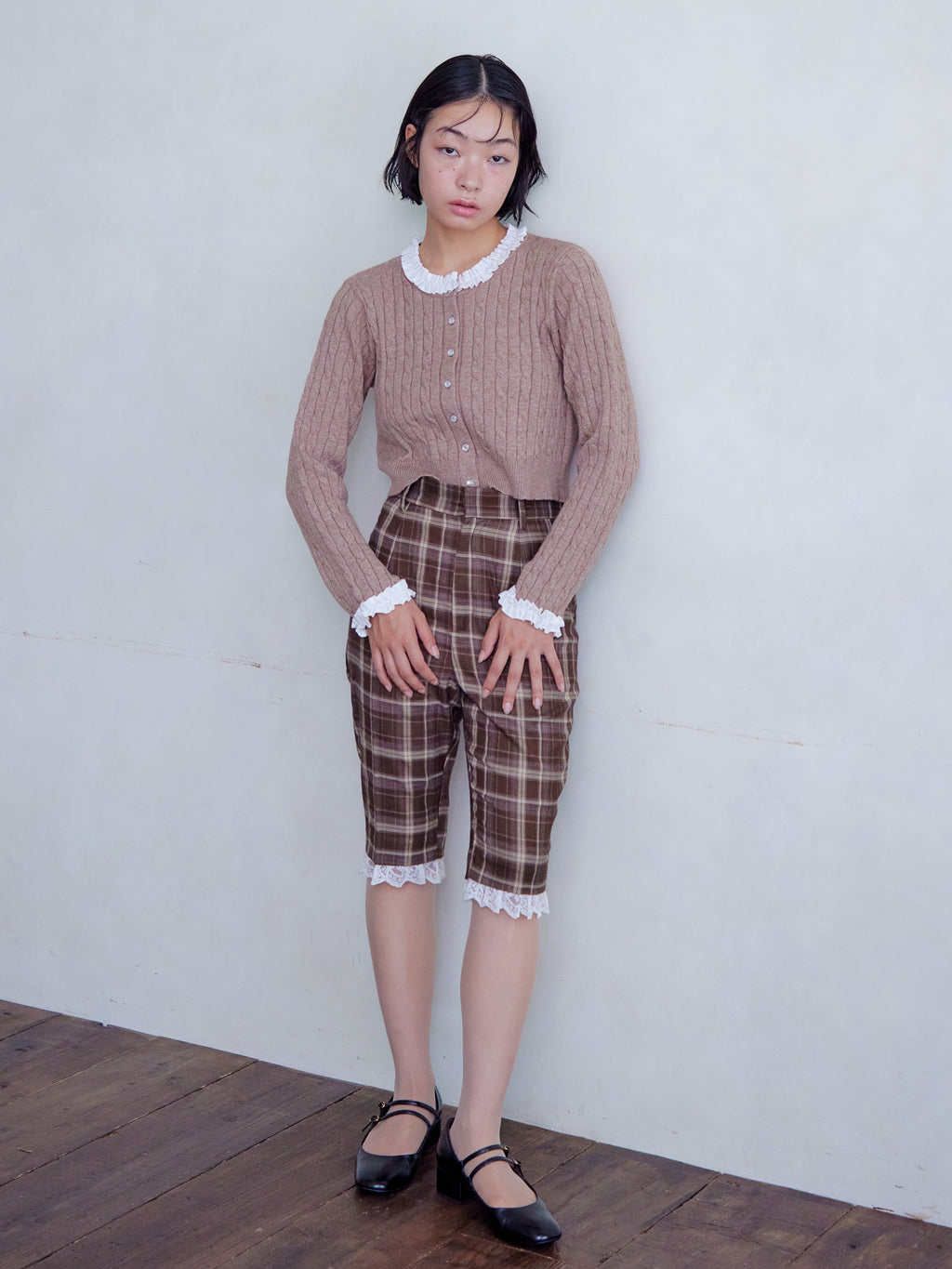 Frilly cable knit cardigan モカ size:M model:161cm 富樫かなえ
