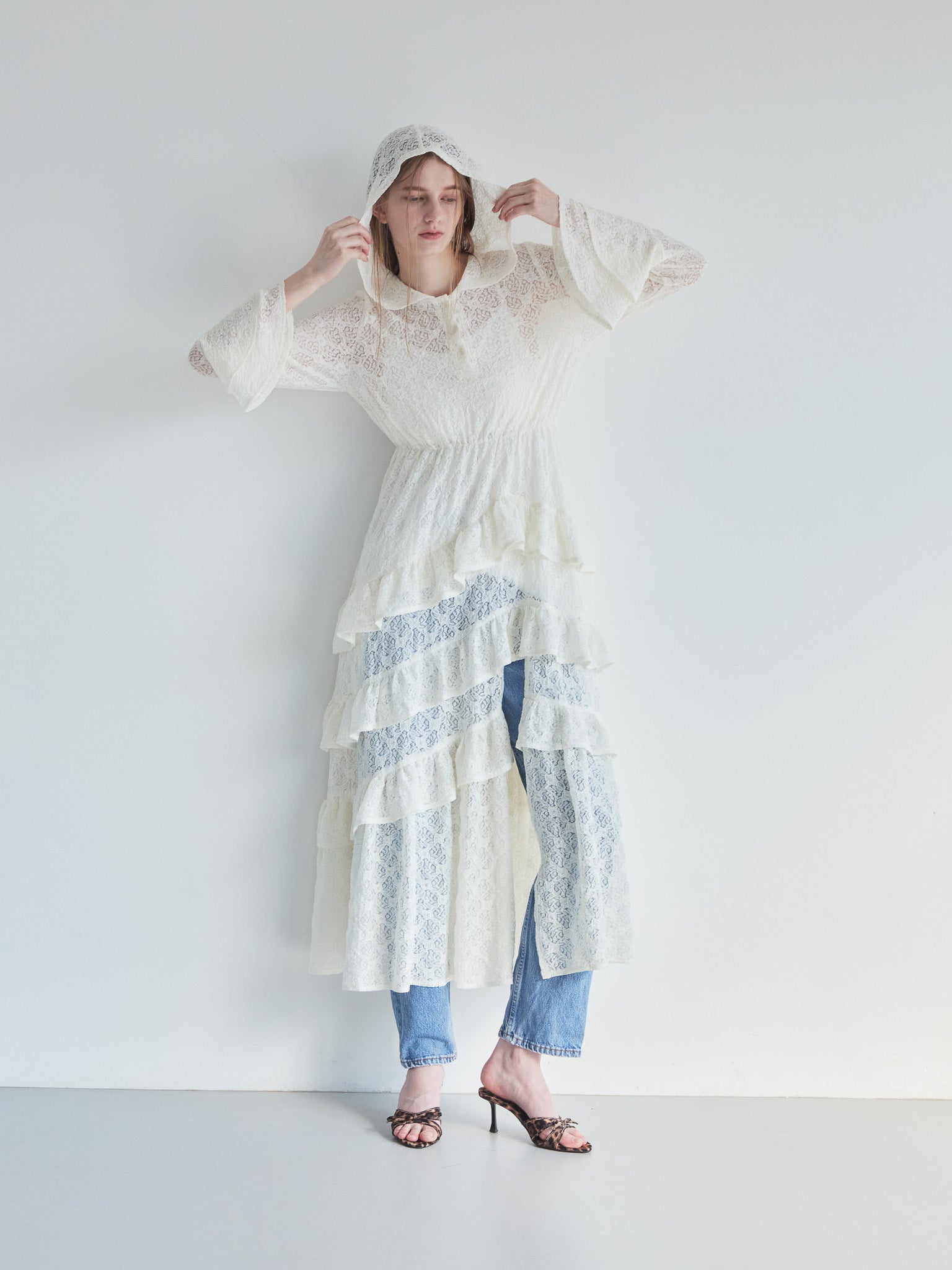 Hoodie race dress アイボリー size:M model:174cm LERA