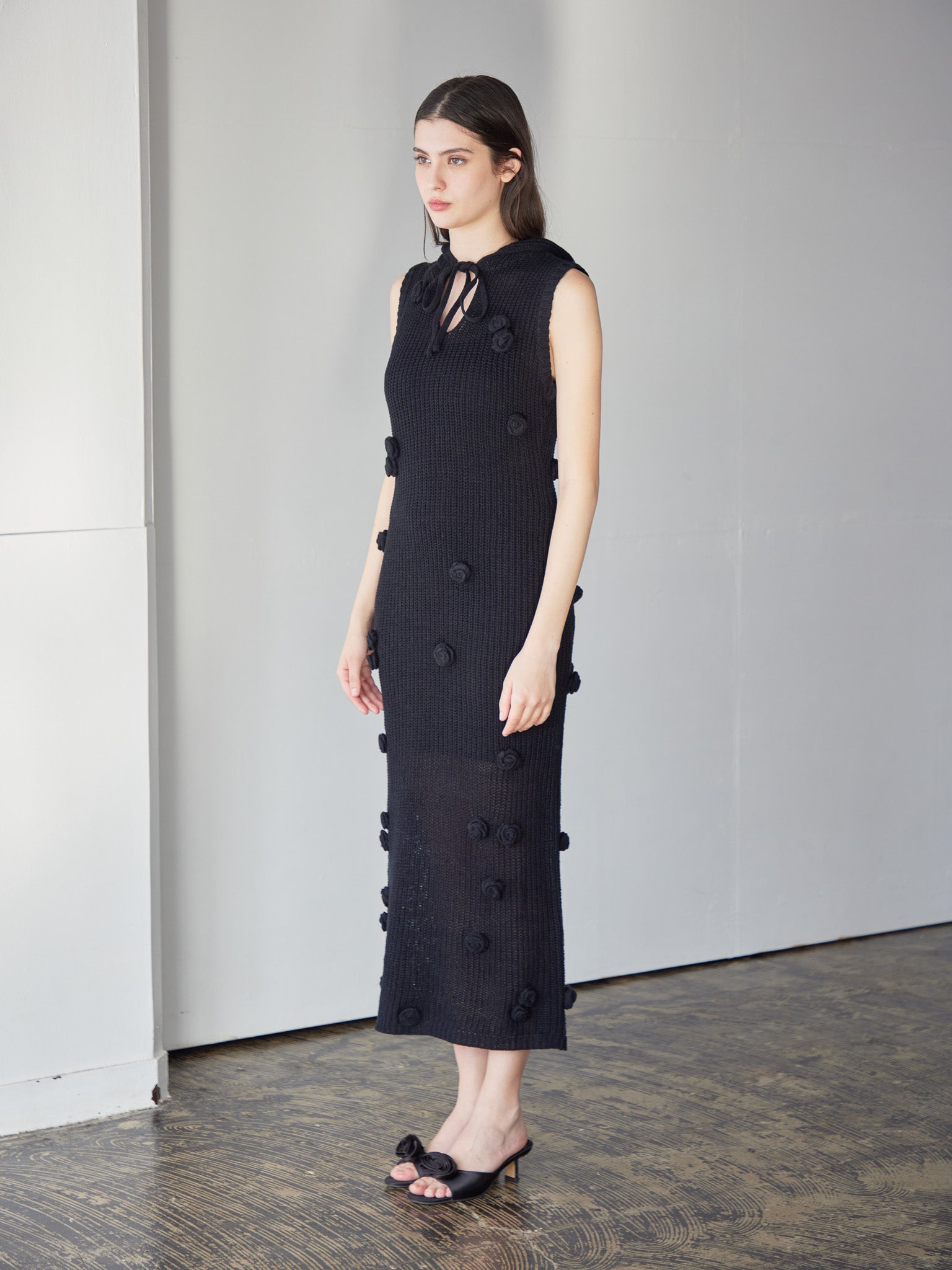 Rose knit hoodie dress ブラック size:M model:172cm GINEVRA