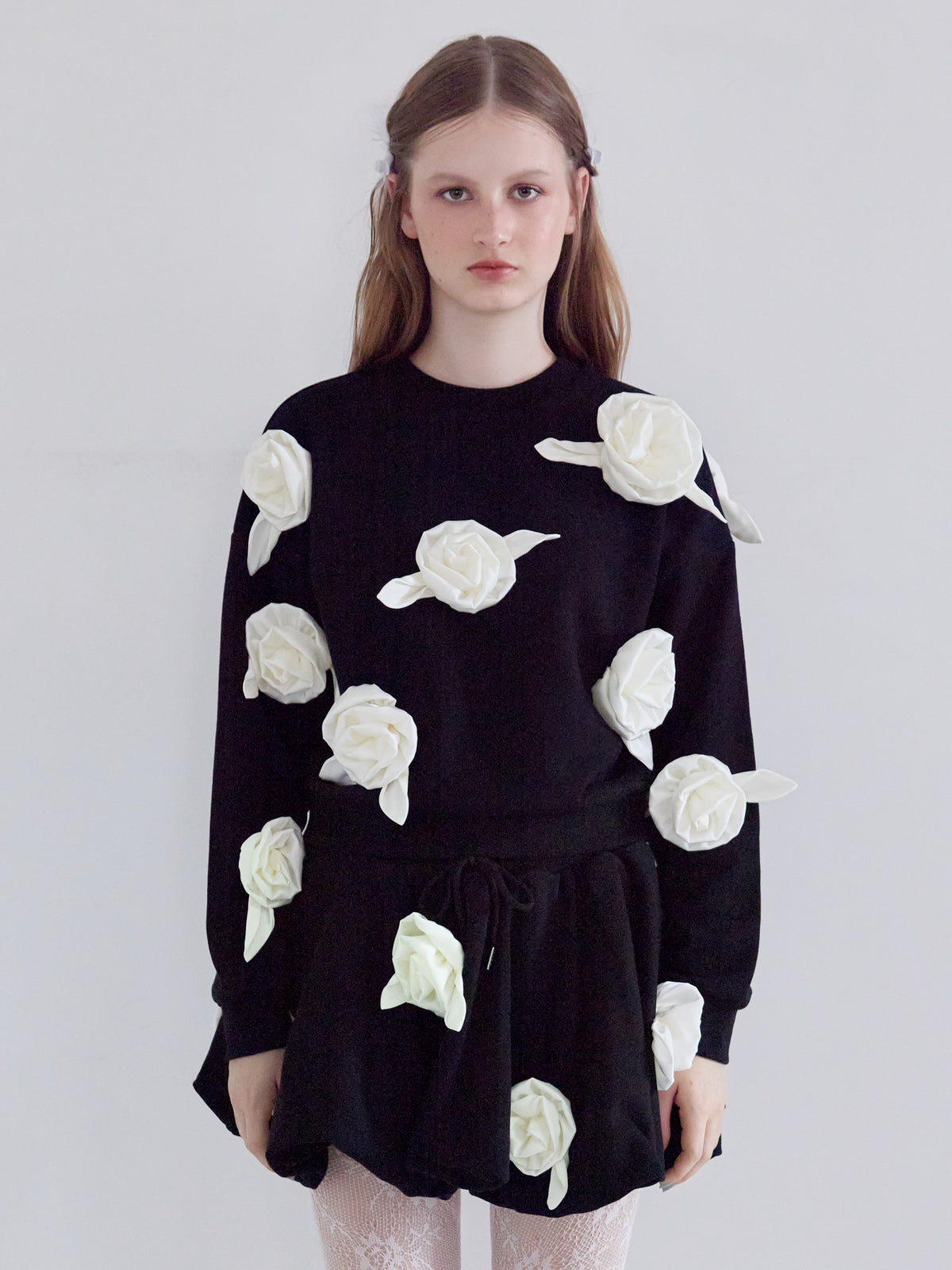 Many rose sweat top ブラック size:M model:173cm ALINA