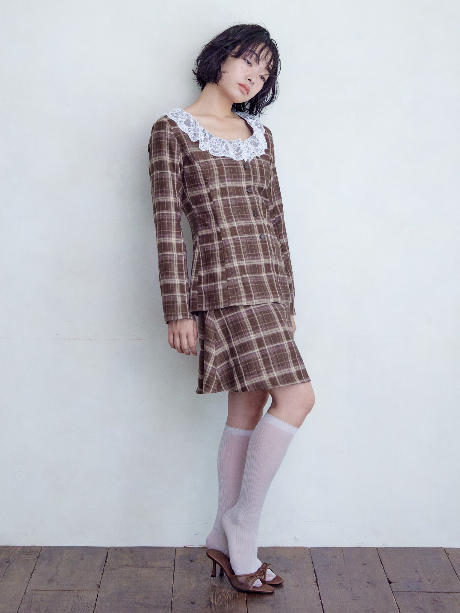 Lace trimmed tailored blouse ブラウン size:M model:161cm 富樫かなえ