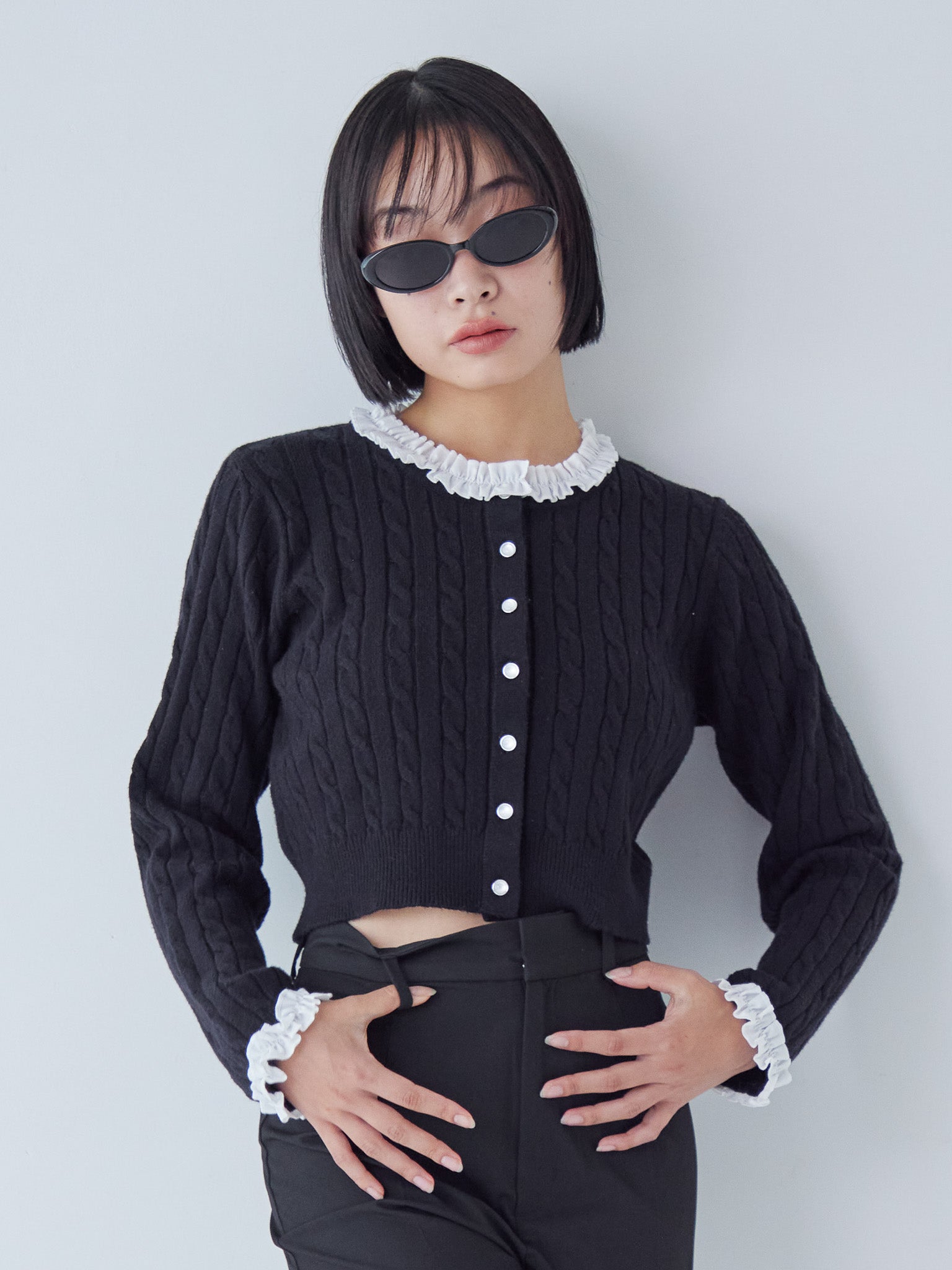 Frilly cable knit cardigan ブラック size:M model:161cm 富樫かなえ