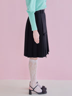Ribbon slit pleated skirt ブラック size:M model:173cm Olesia