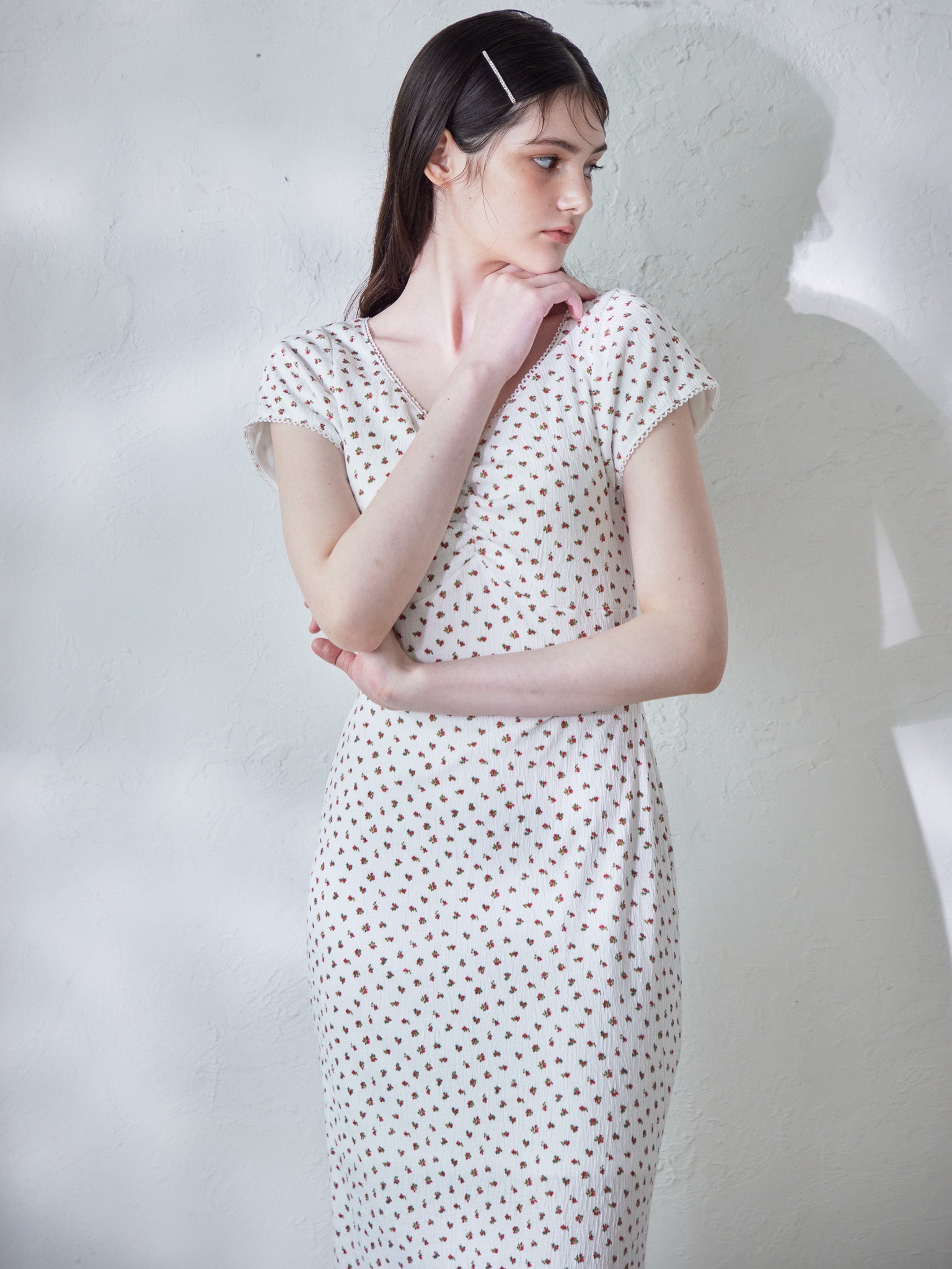 Back open print cut dress ホワイト size:M model:170cm ALICE