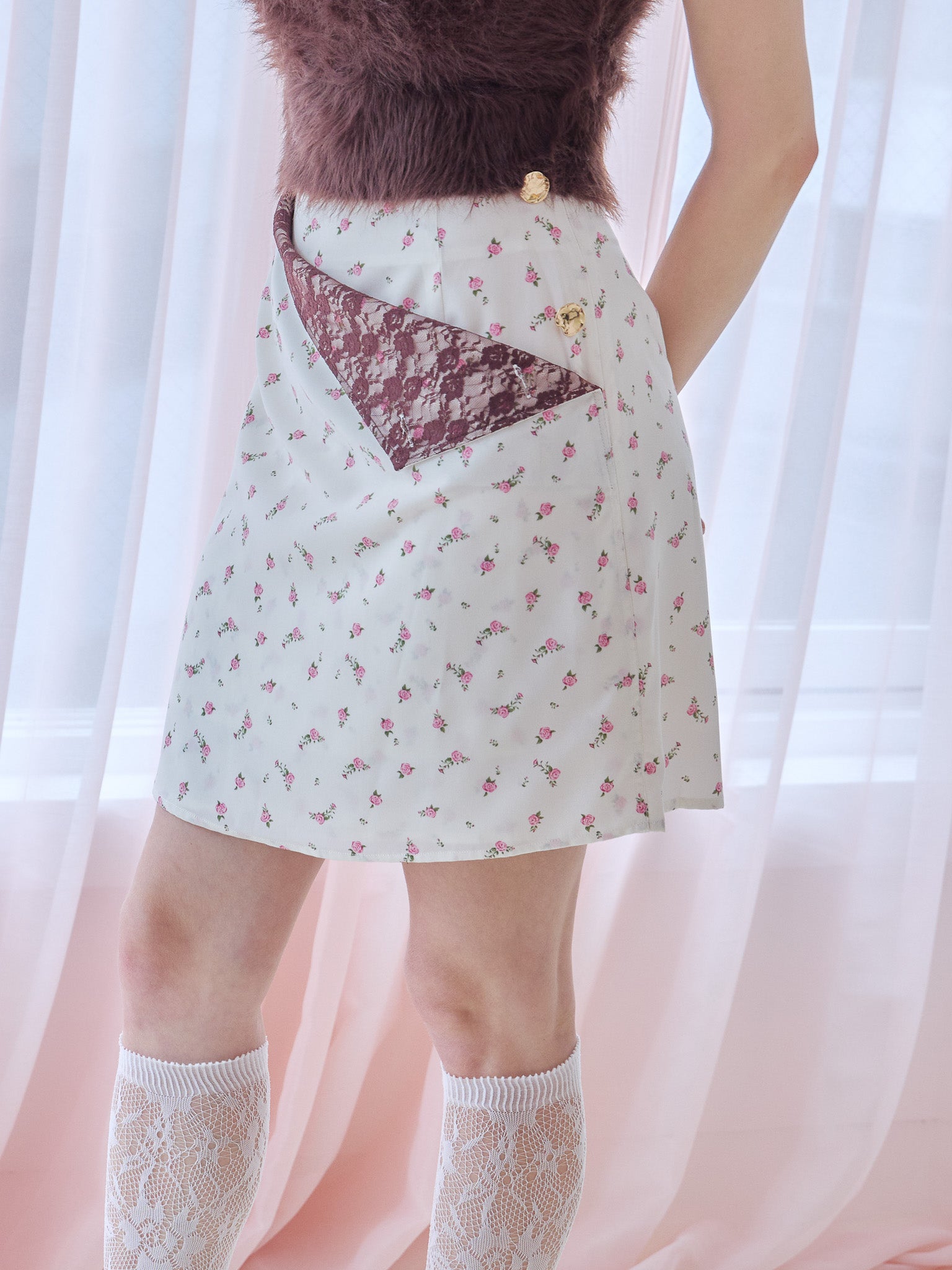 Lace lined mini skirt ホワイト size:M model:173cm Olesia