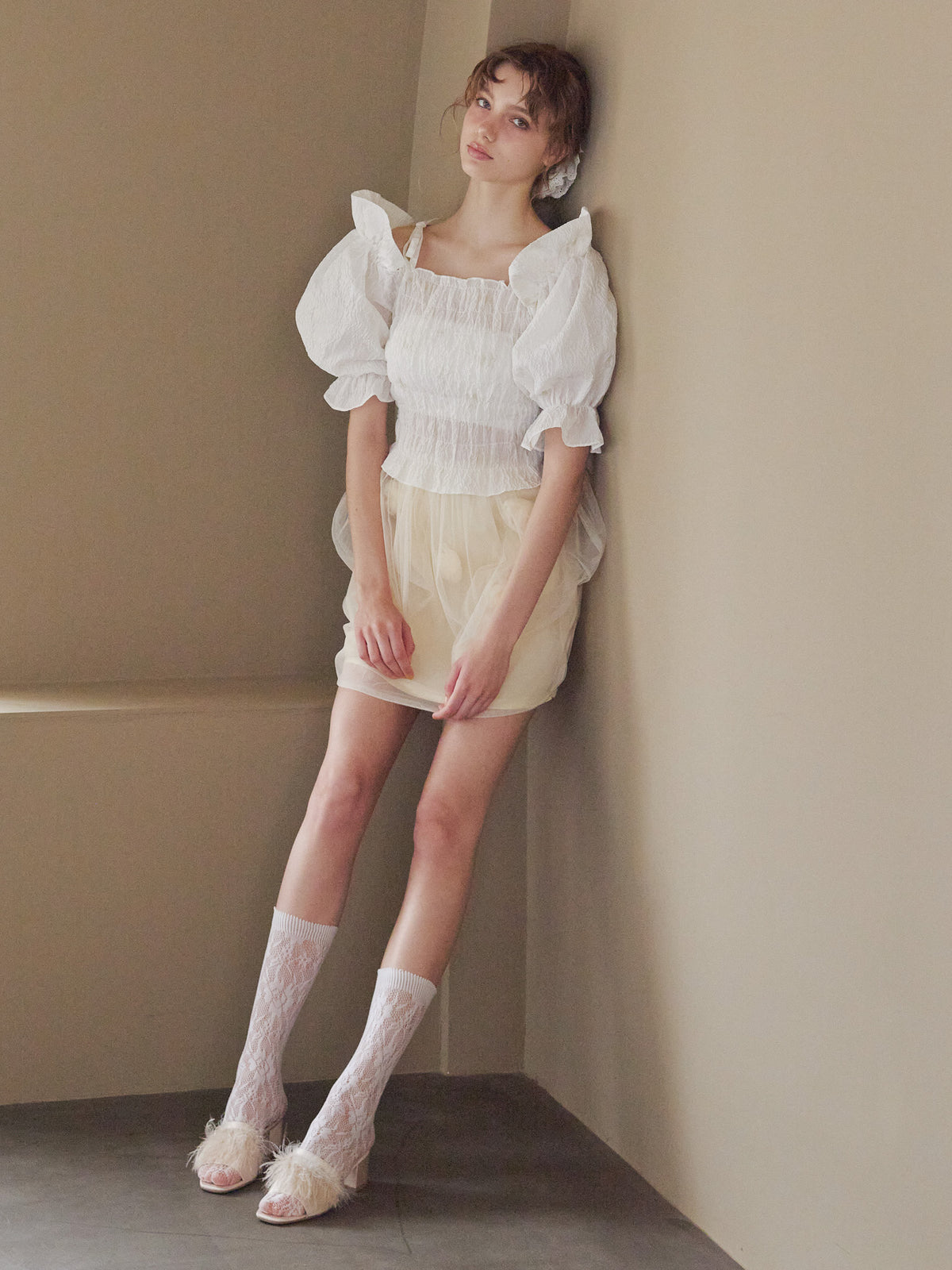 Sheer jacquard off shoulder blouse ホワイト size:M model:175cm MARTA