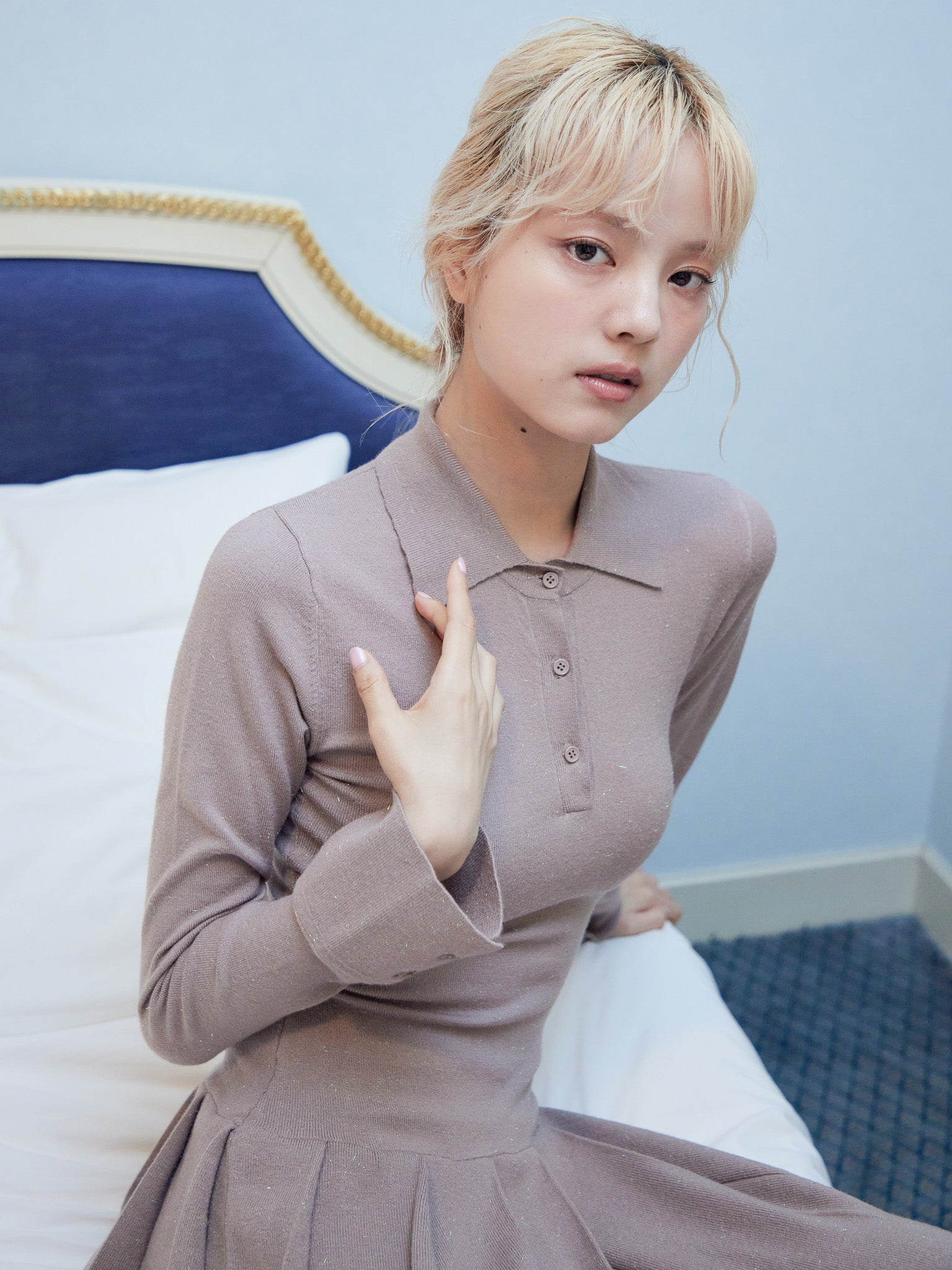 Low waist pleated glitter knit dress モカ size:M model:163cm MINAMI