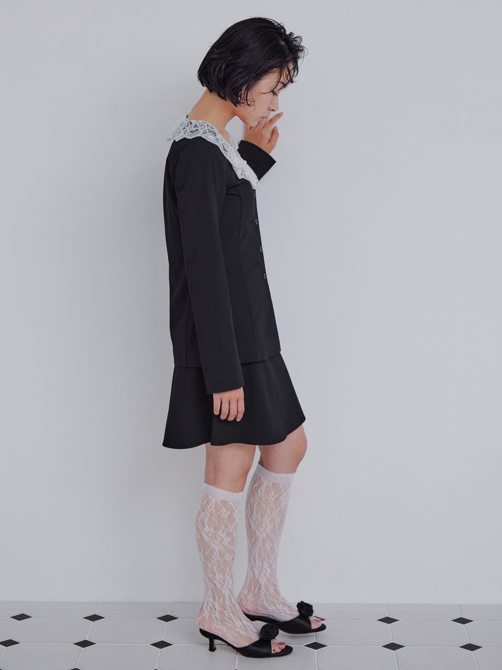 Lace trimmed tailored blouse ブラック size:M model:161cm 富樫かなえ