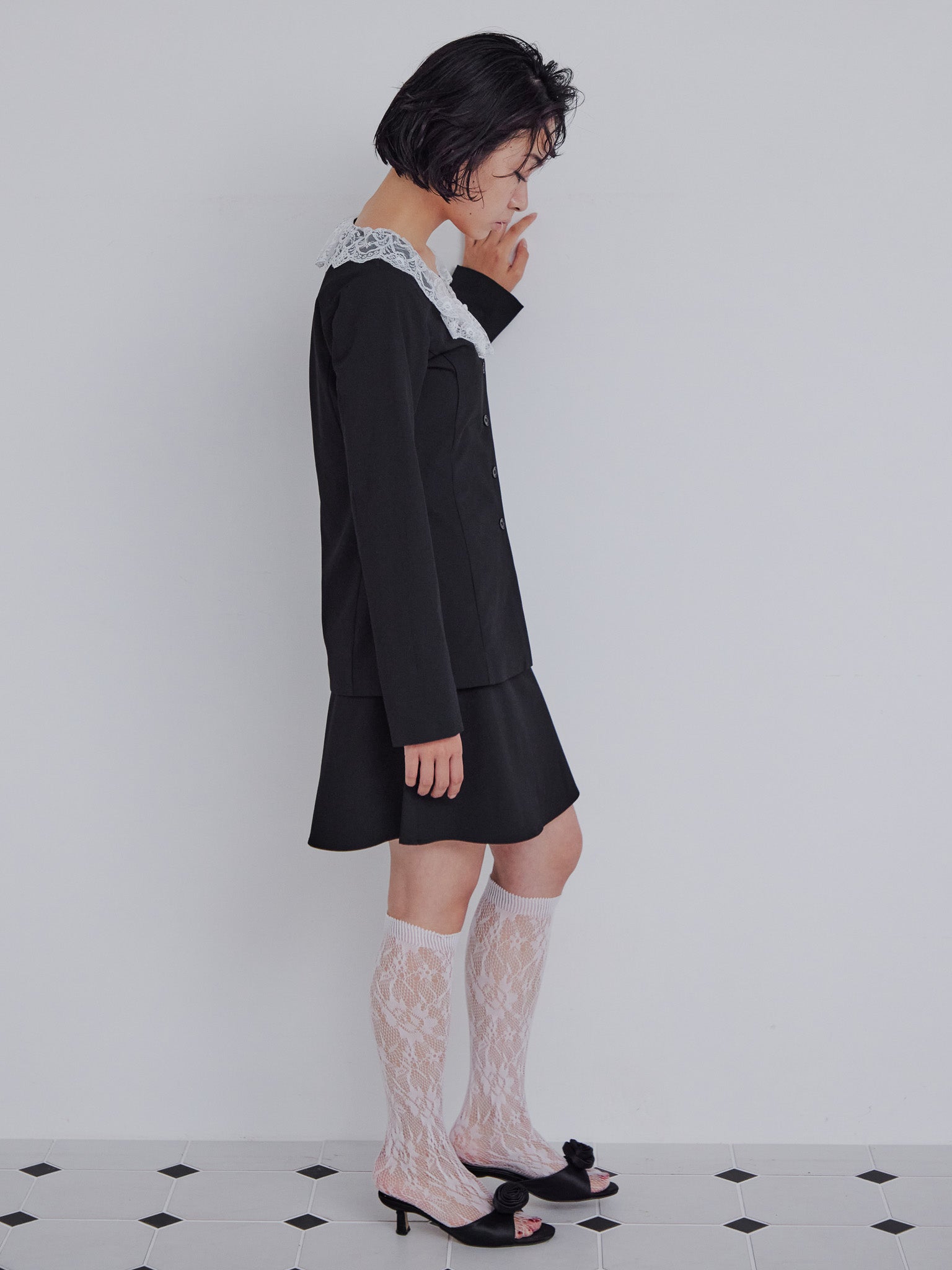 Lace trimmed tailored blouse ブラック size:M model:161cm 富樫かなえ