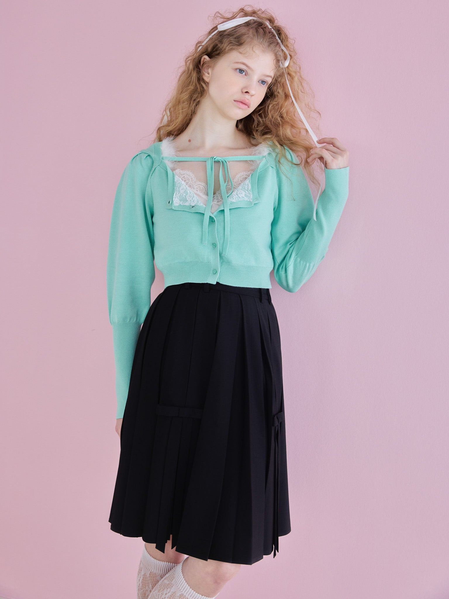 Ribbon slit pleated skirt ブラック size:M model:173cm Olesia