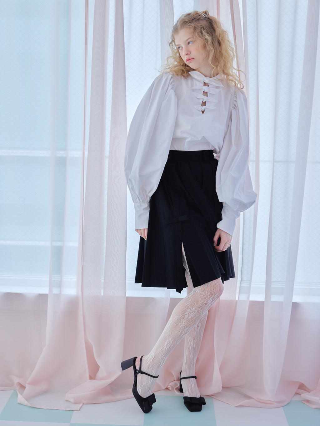 Many ribbon volume sleeve blouse ホワイト size:M model:173cm Olesia