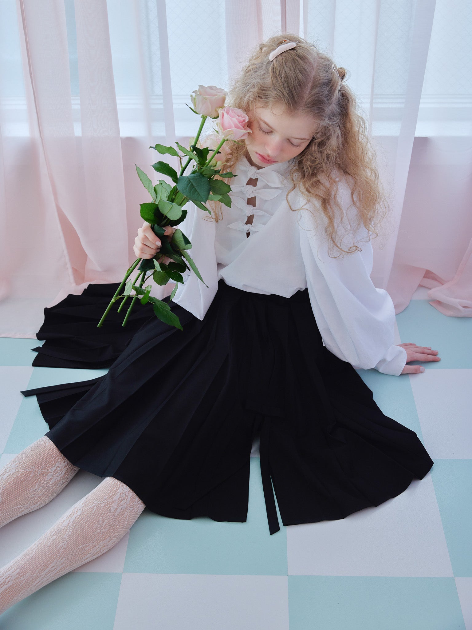 Ribbon slit pleated skirt ブラック size:M model:173cm Olesia