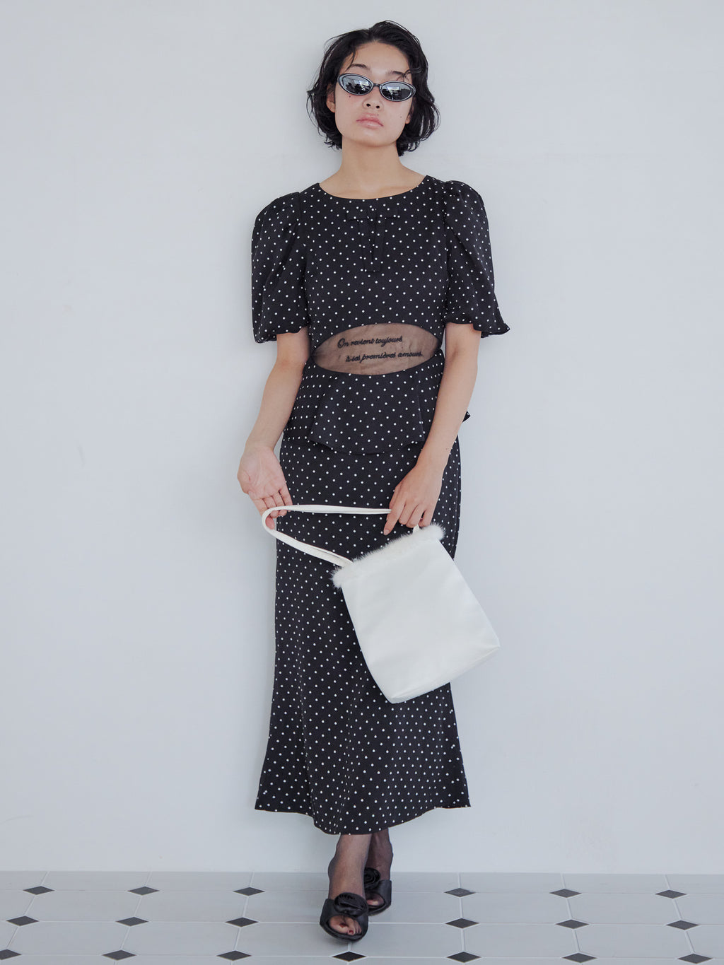 Fur satin bag ホワイト size:M model:161cm 富樫かなえ
