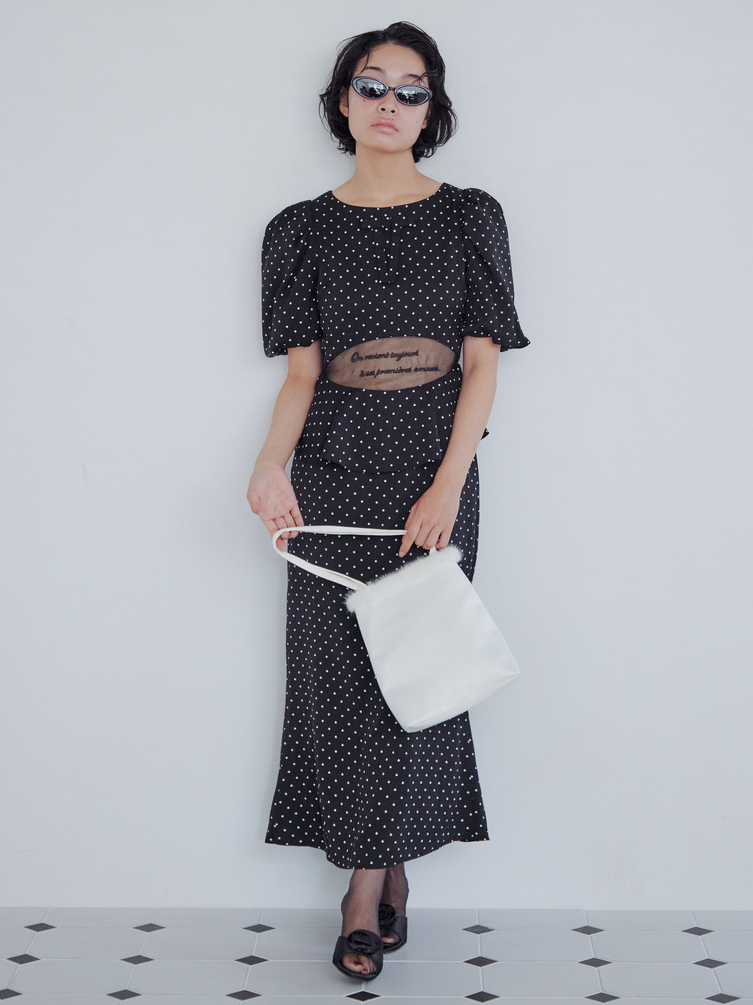 Fur satin bag ホワイト size:M model:161cm 富樫かなえ