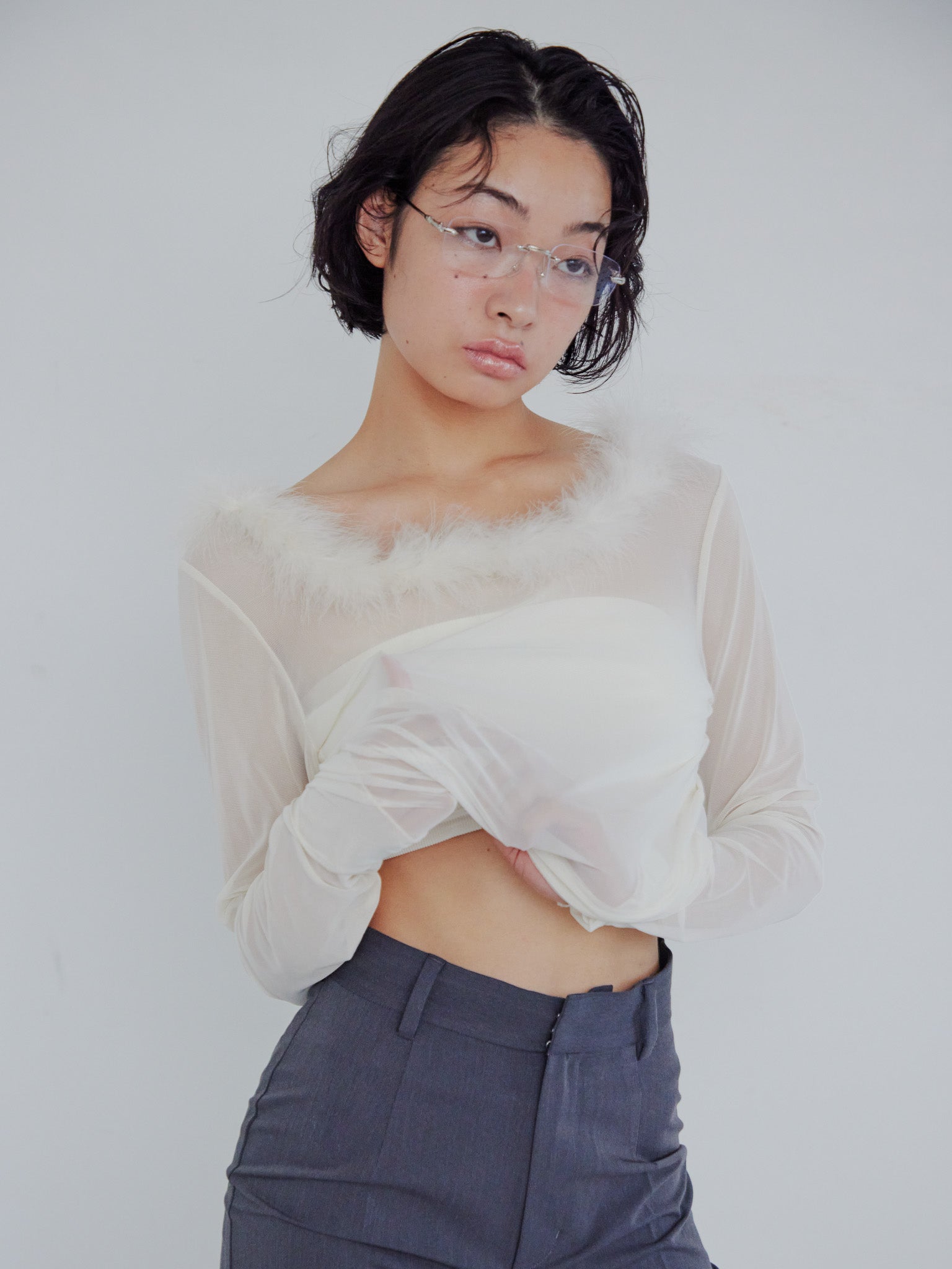 Fur trimmed sheer top クリーム size:M model:161cm 富樫かなえ