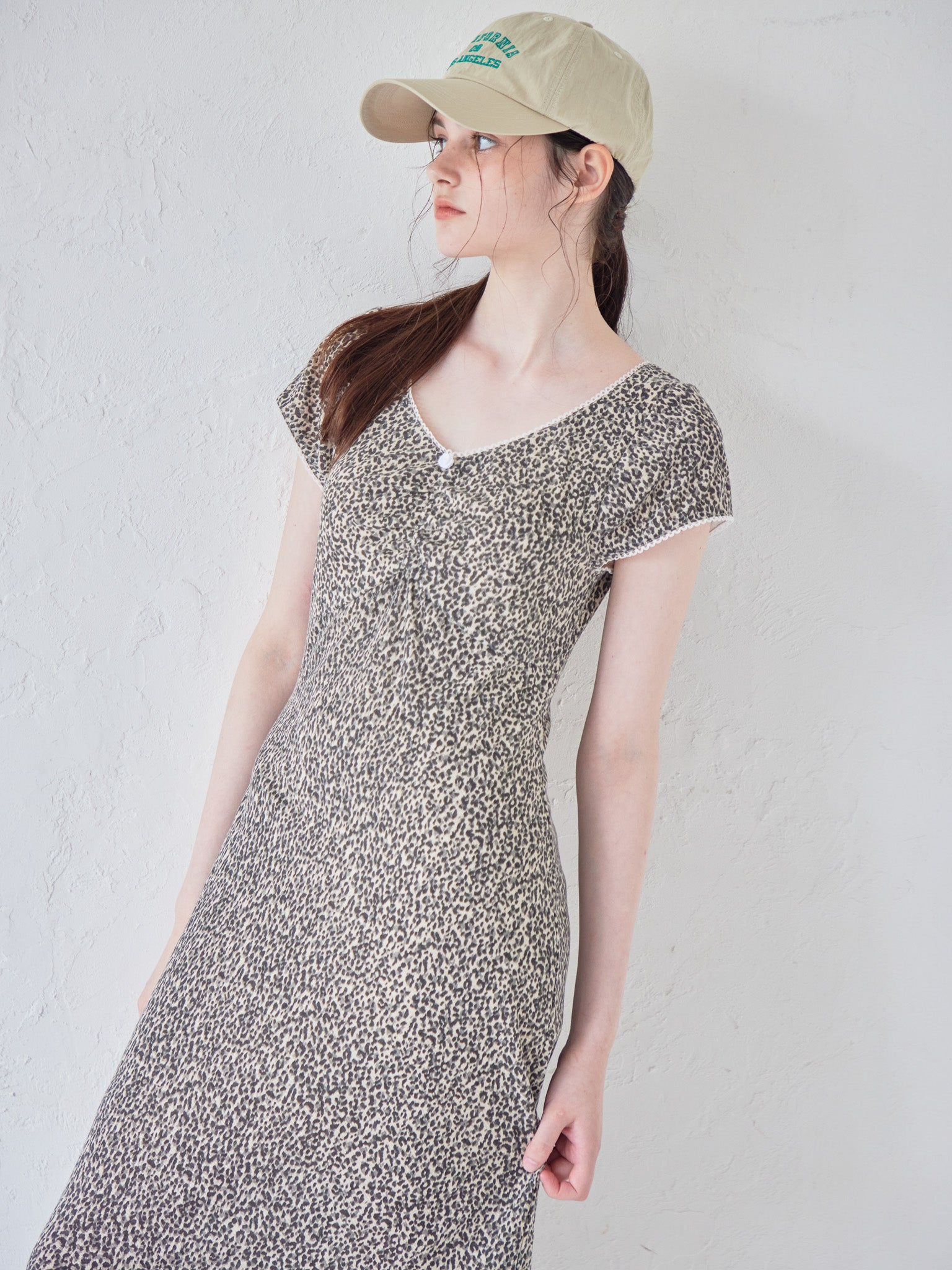 Back open print cut dress ブラウン size:M model:170cm ALICE