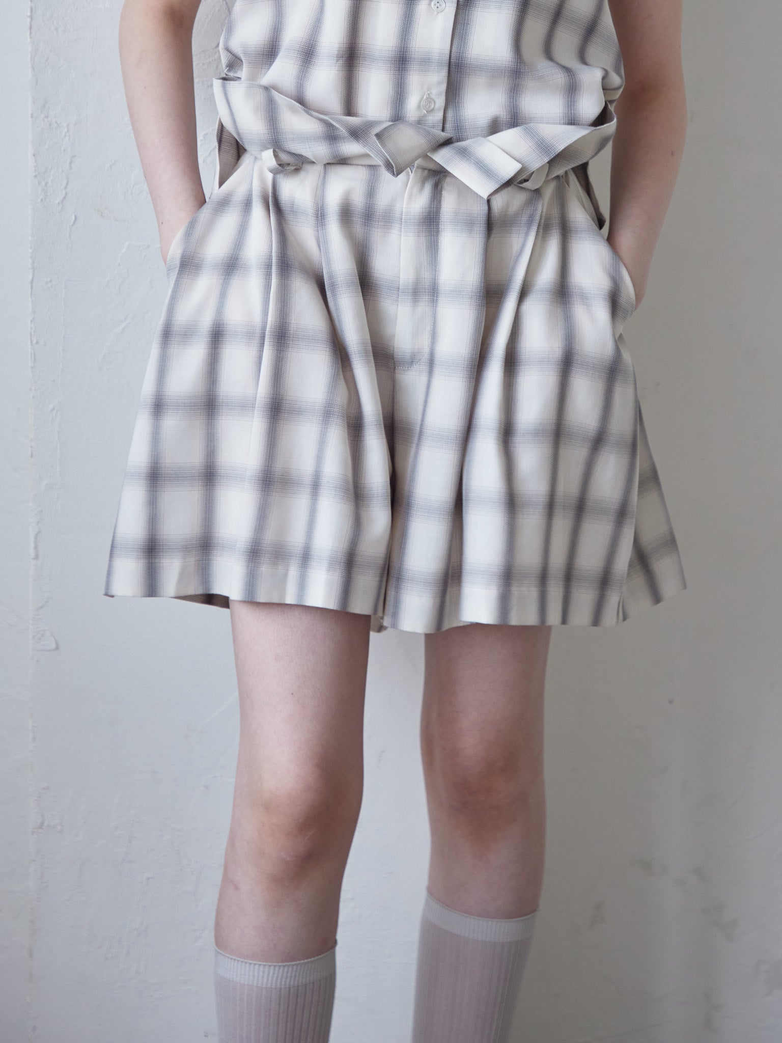 High waist volume short pants グレー size:M model:170cm ALICE